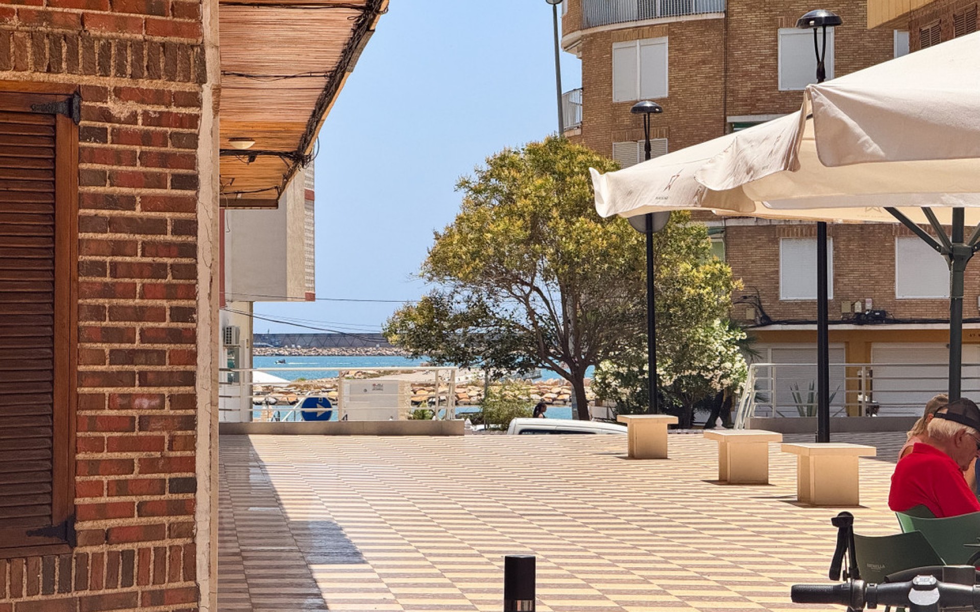 Resale - Apartment - Torrevieja - Torrevieja Centro