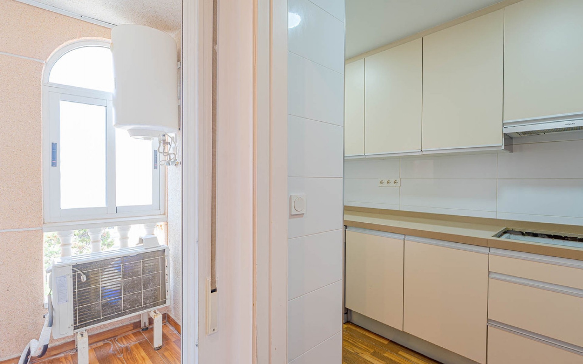 Resale - Apartment - Torrevieja - Torrevieja Centro