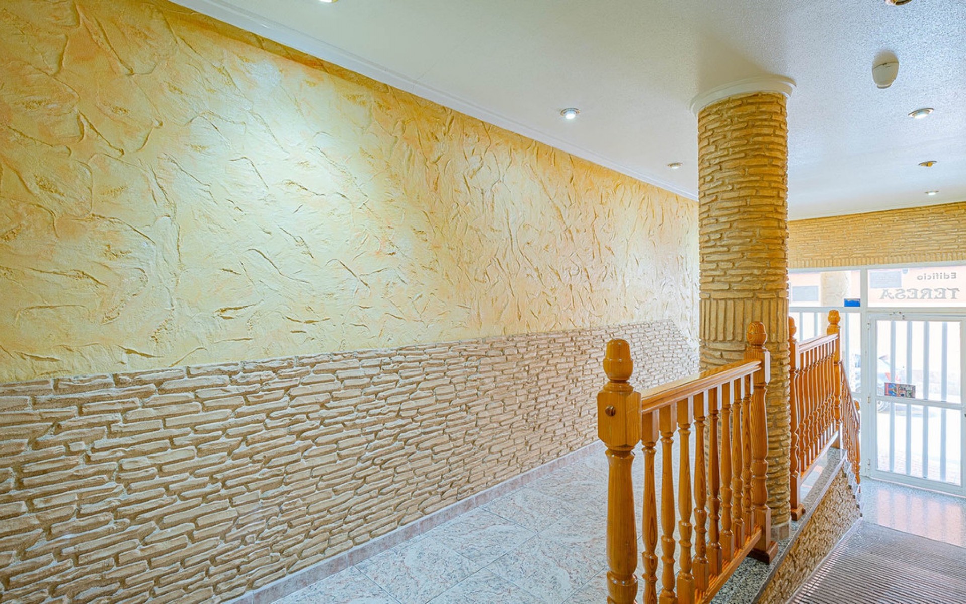 Resale - Apartment - Torrevieja - Torrevieja Centro