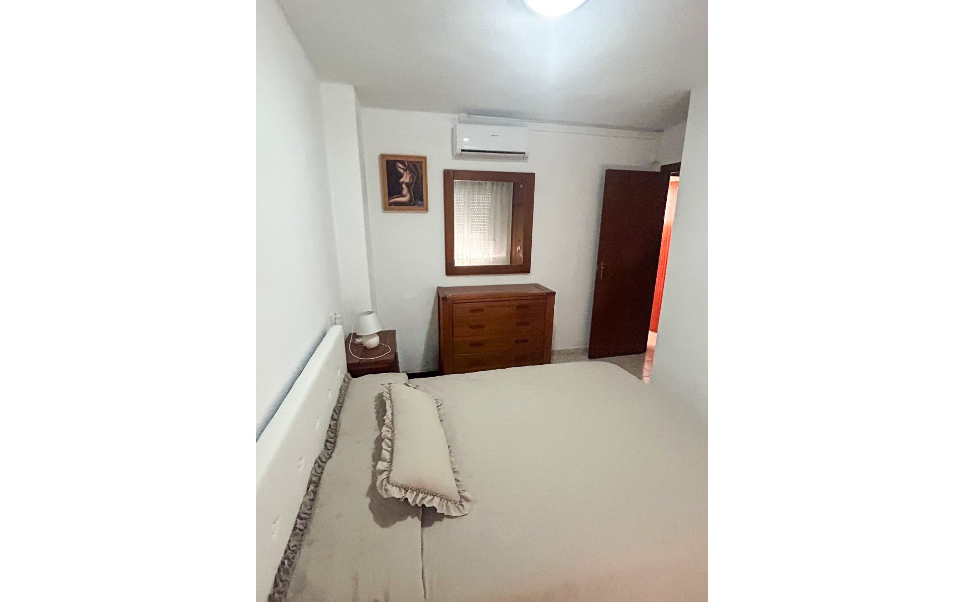 Resale - Apartment - Torrevieja - Torrevieja Centro