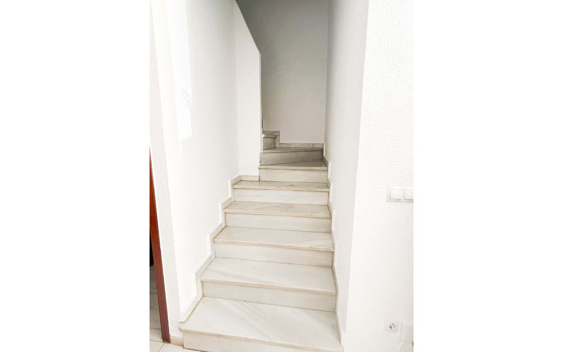 Resale - Apartment - Torrevieja - Torrevieja Centro