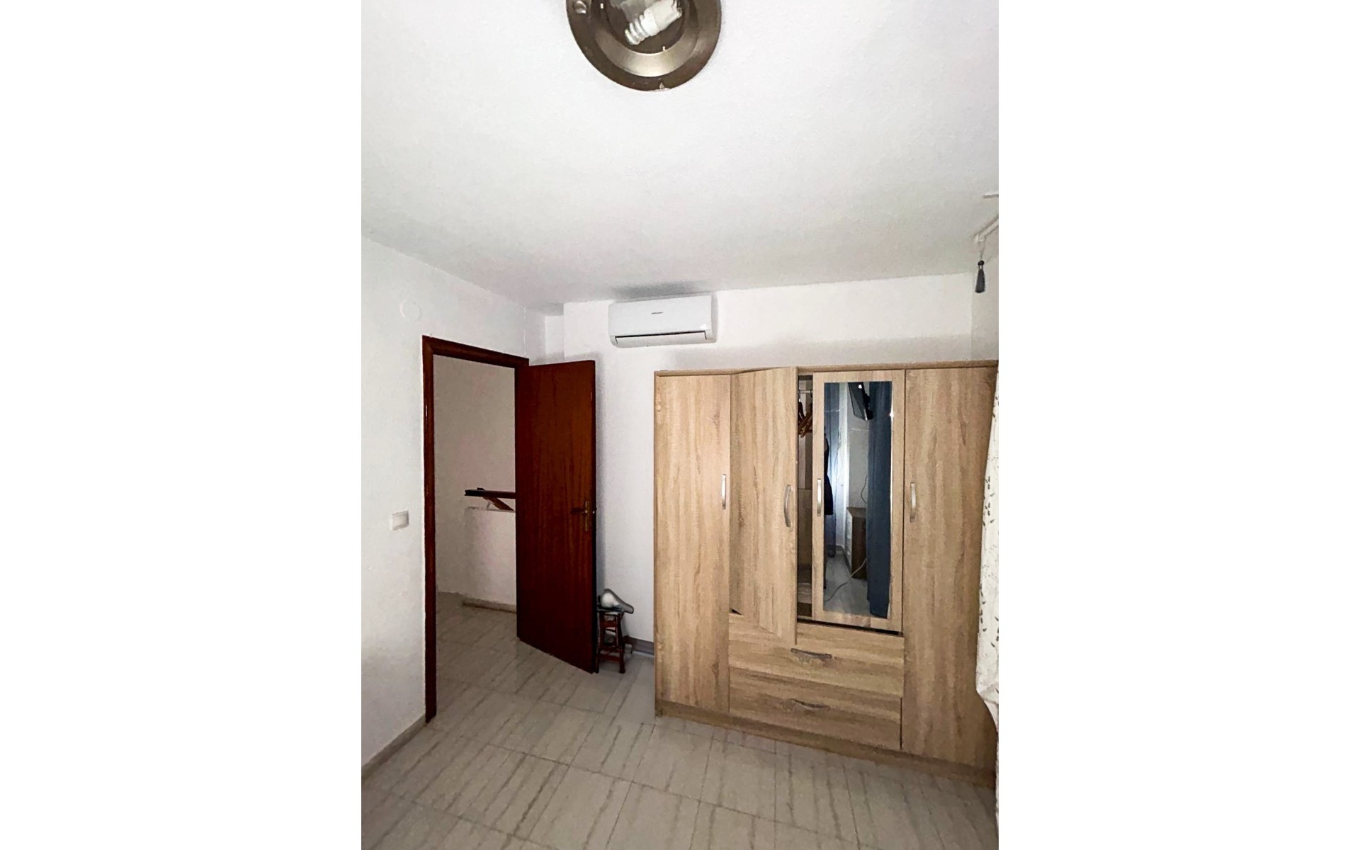 Resale - Apartment - Torrevieja - Torrevieja Centro