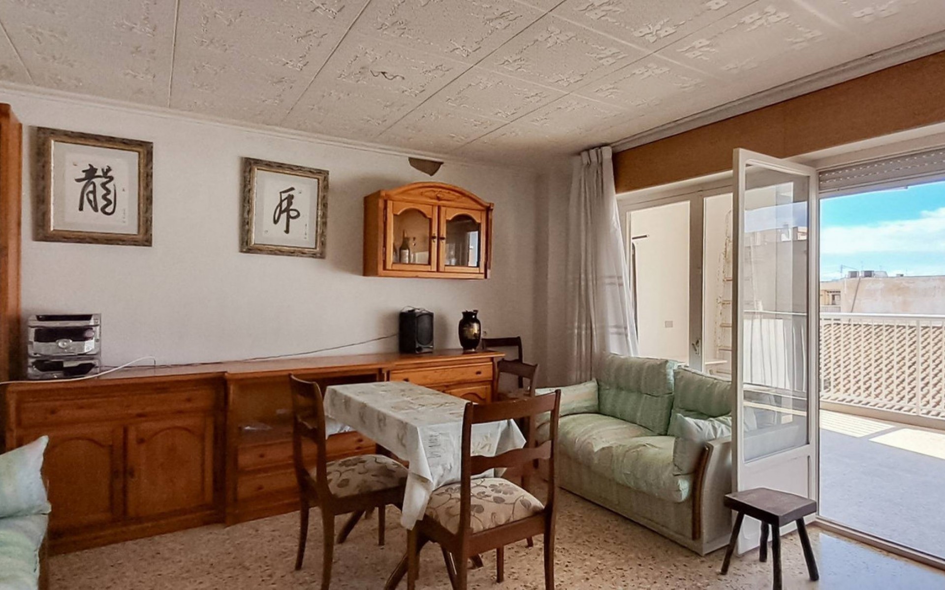 Resale - Apartment - Torrevieja - Torrevieja Centro