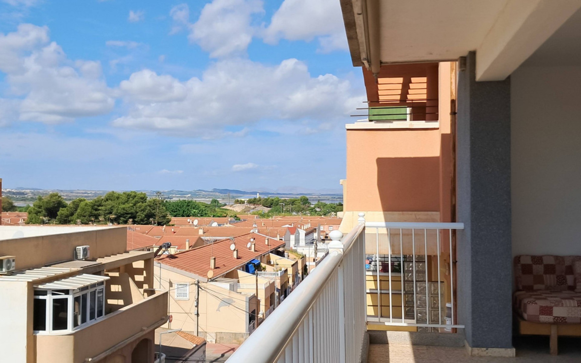 Resale - Apartment - Torrevieja - Torrevieja Centro