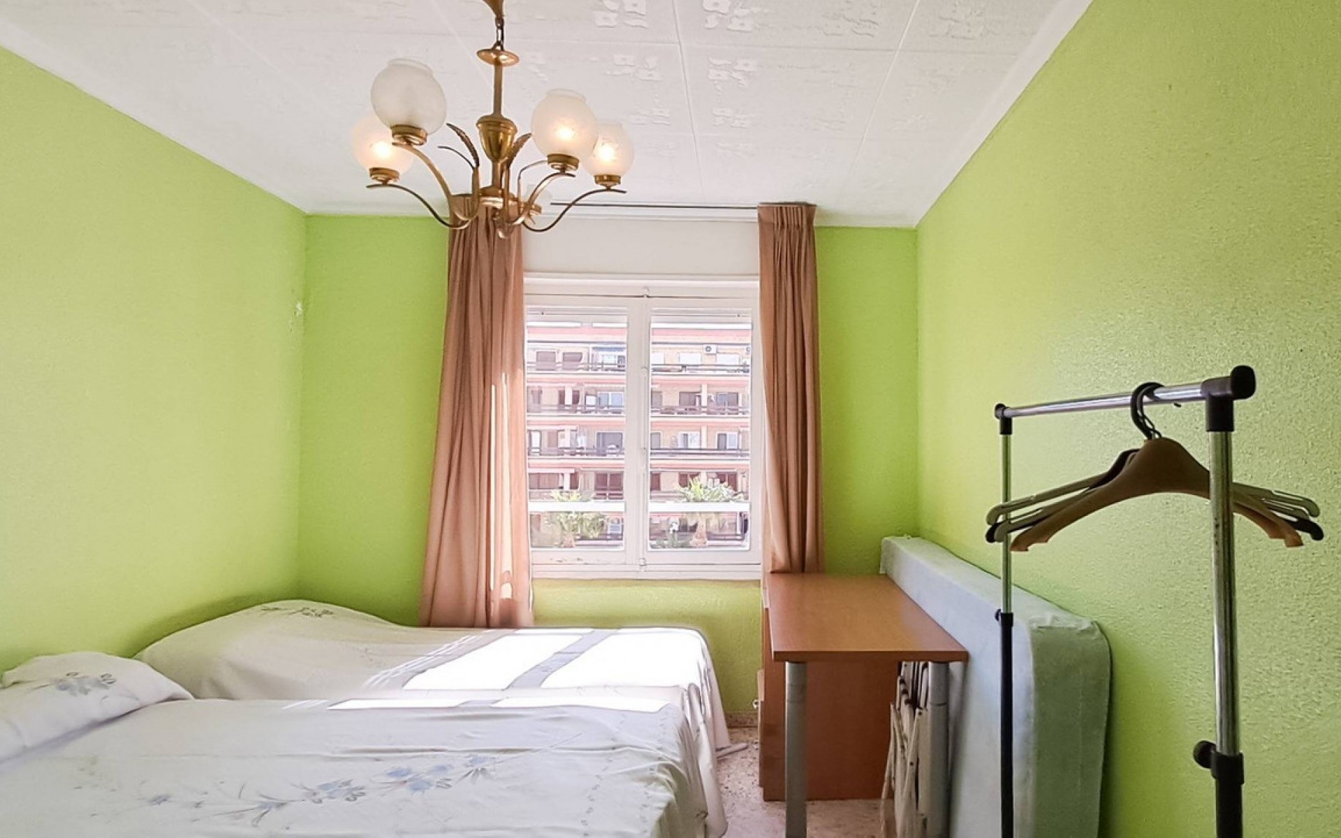 Resale - Apartment - Torrevieja - Torrevieja Centro