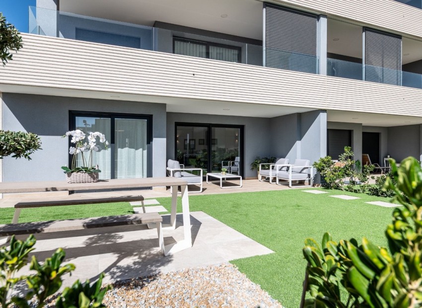 Resale - Apartment - Torrevieja - Torrevieja Centro