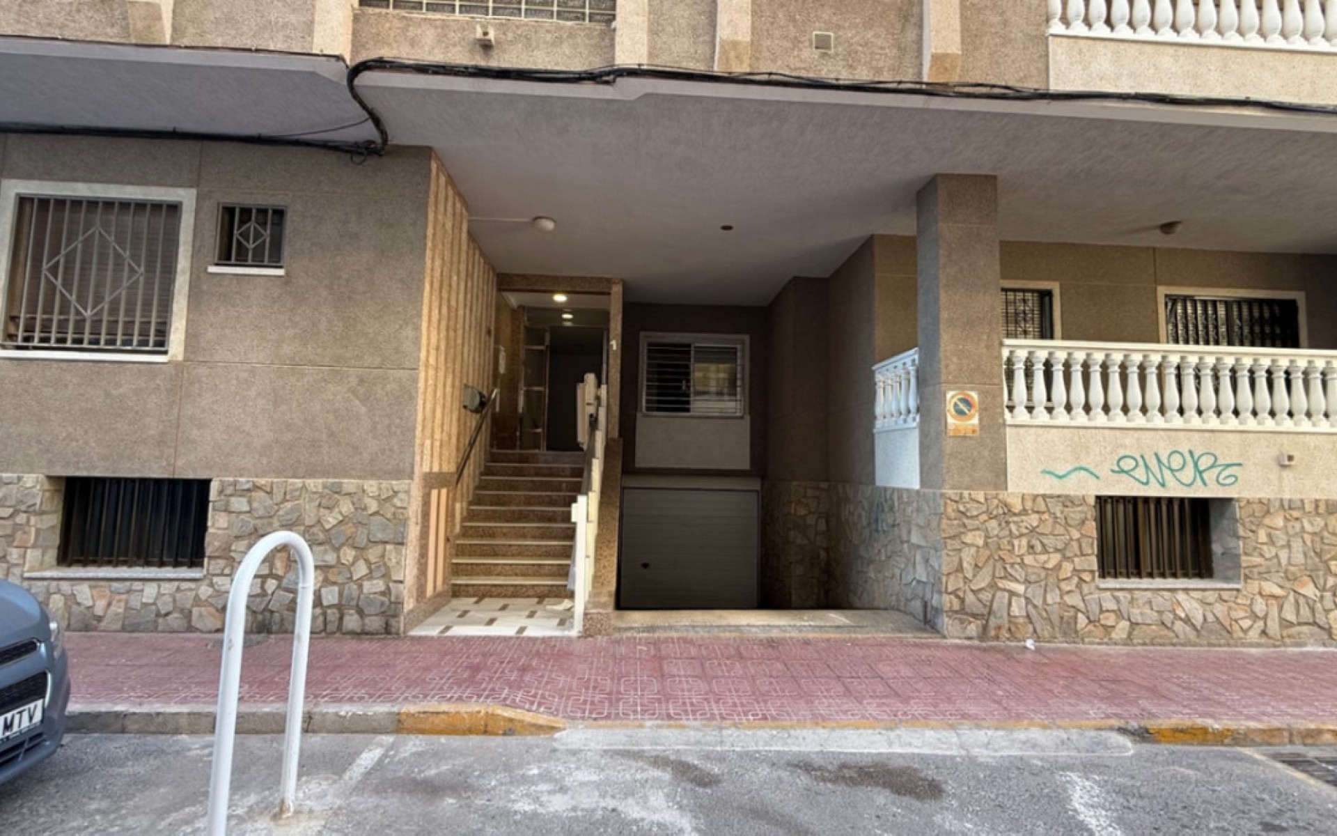 Resale - Apartment - Torrevieja - Torrevieja Centro