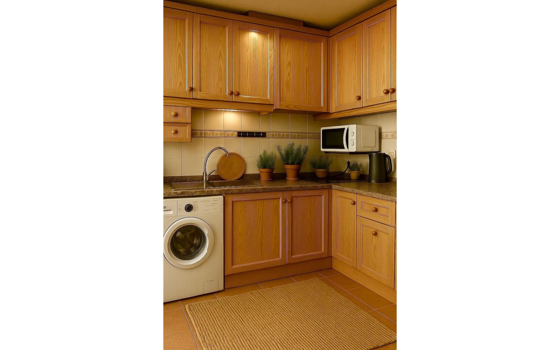 Resale - Apartment - Torrevieja - Torrevieja Centro