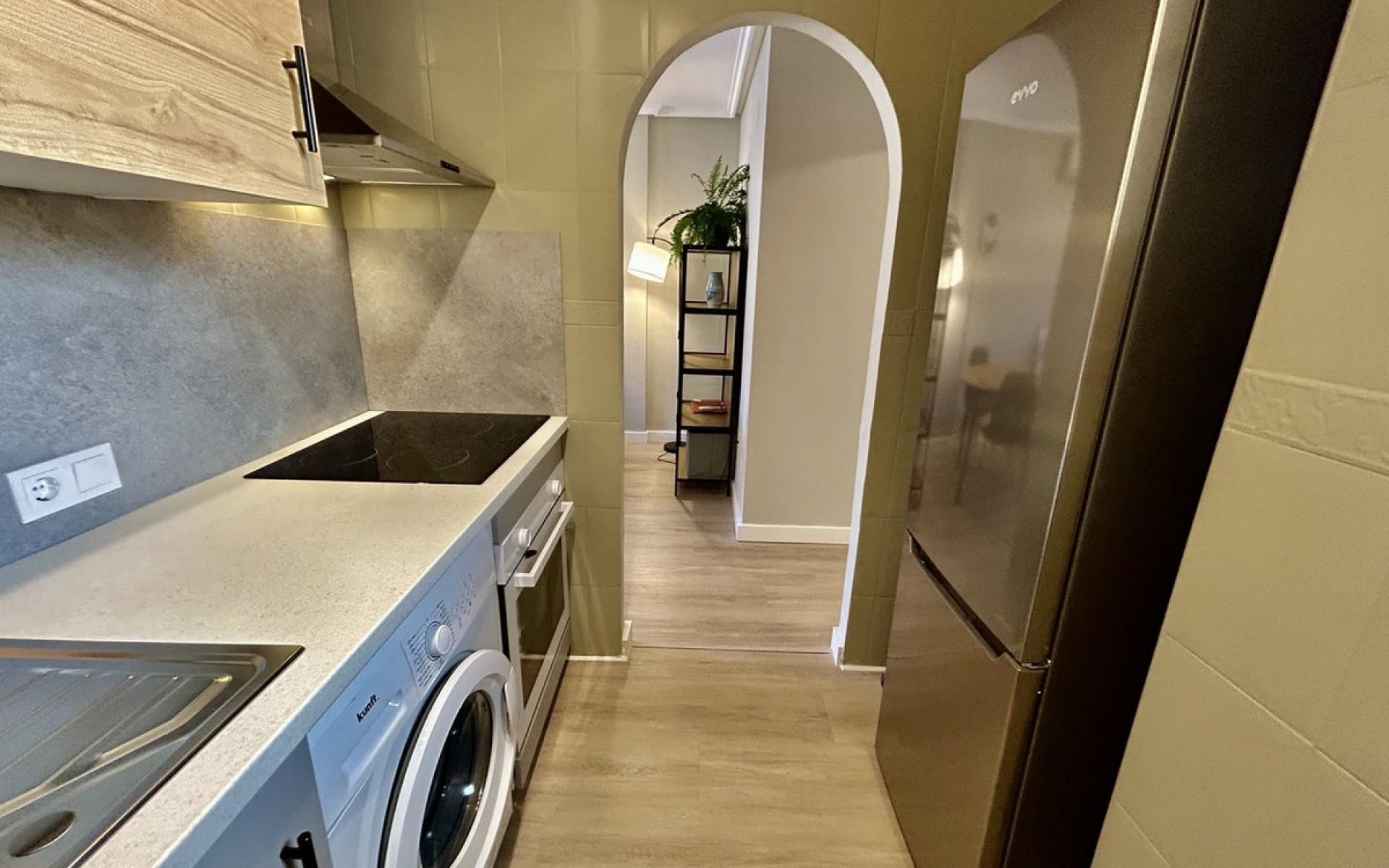 Resale - Apartment - Torrevieja - Torrevieja Centro