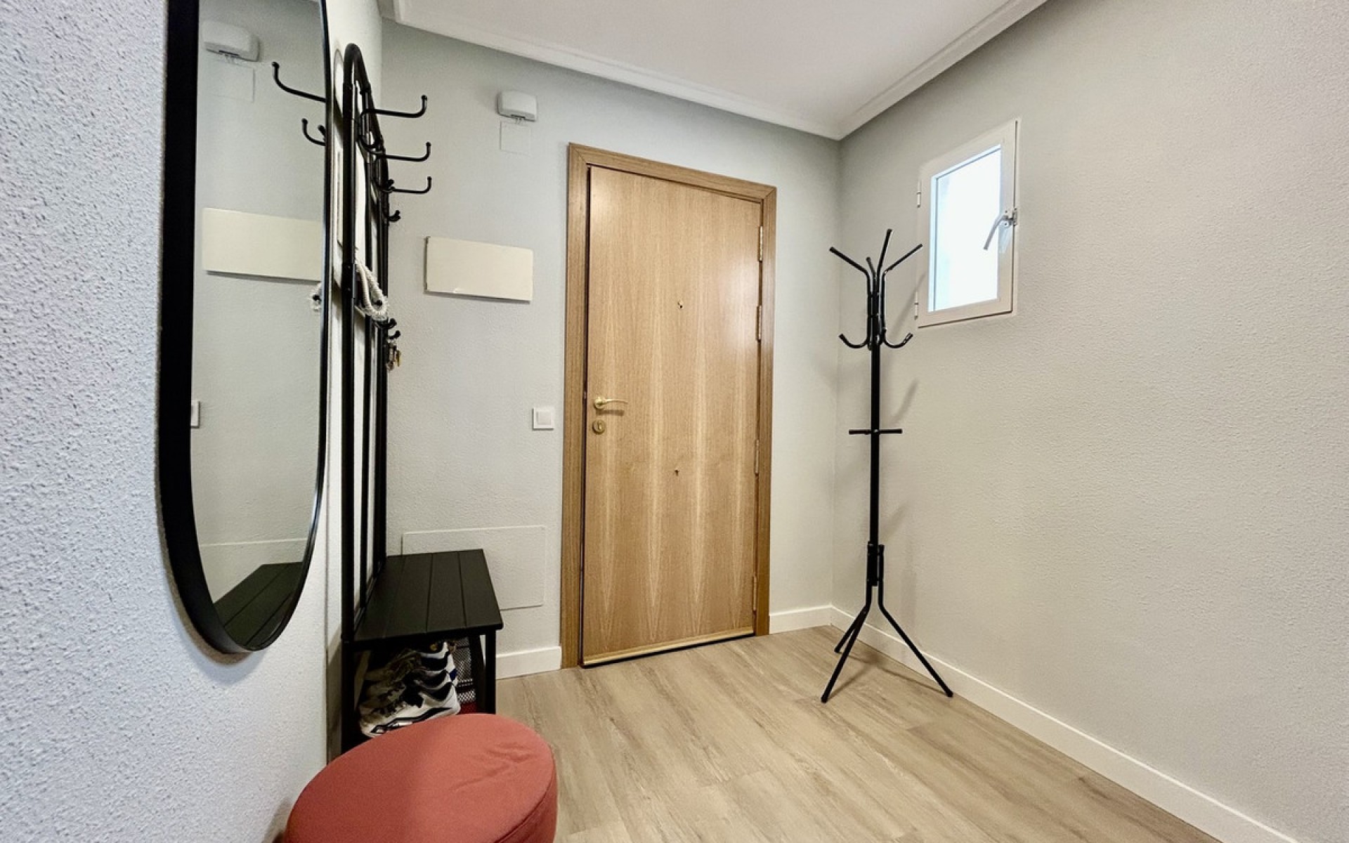Resale - Apartment - Torrevieja - Torrevieja Centro