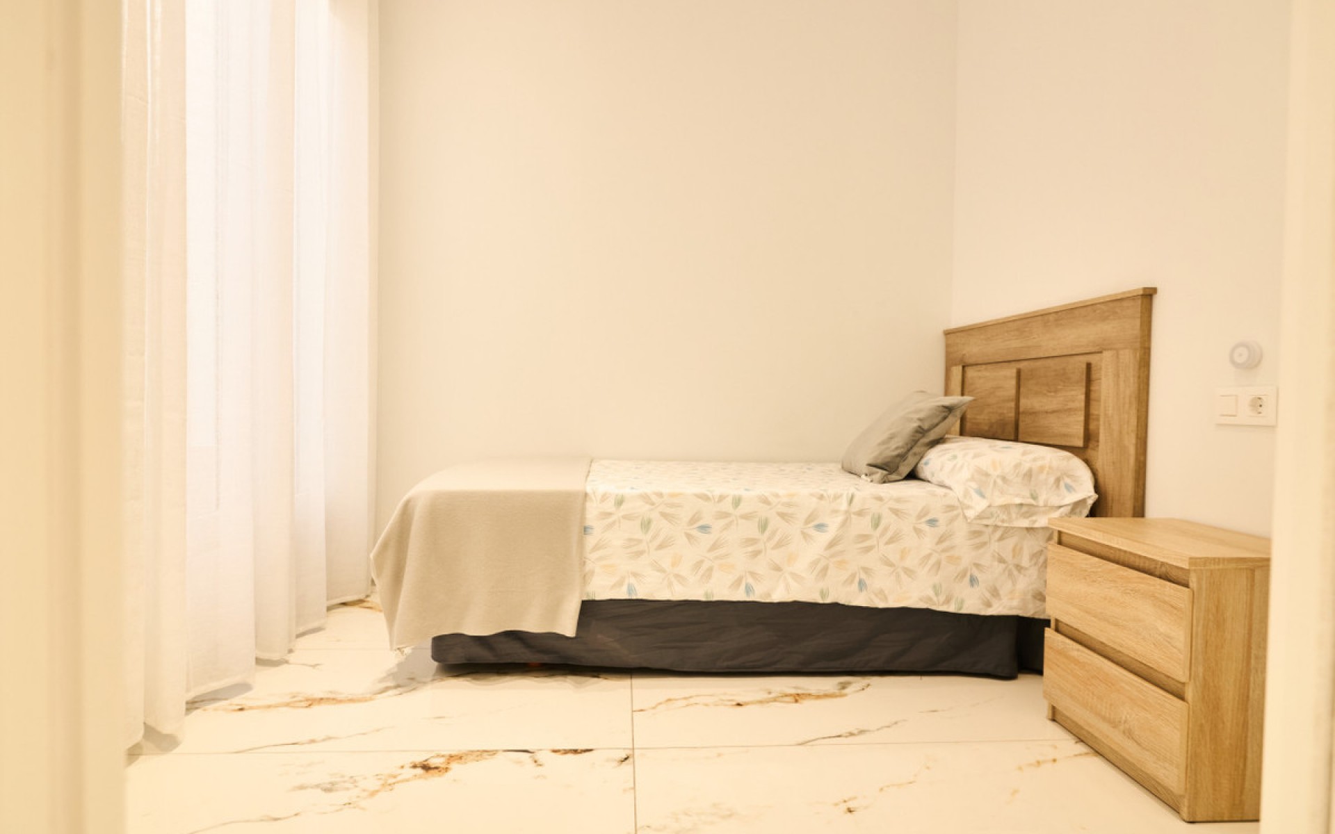 Resale - Apartment - Torrevieja - Torrevieja Centro