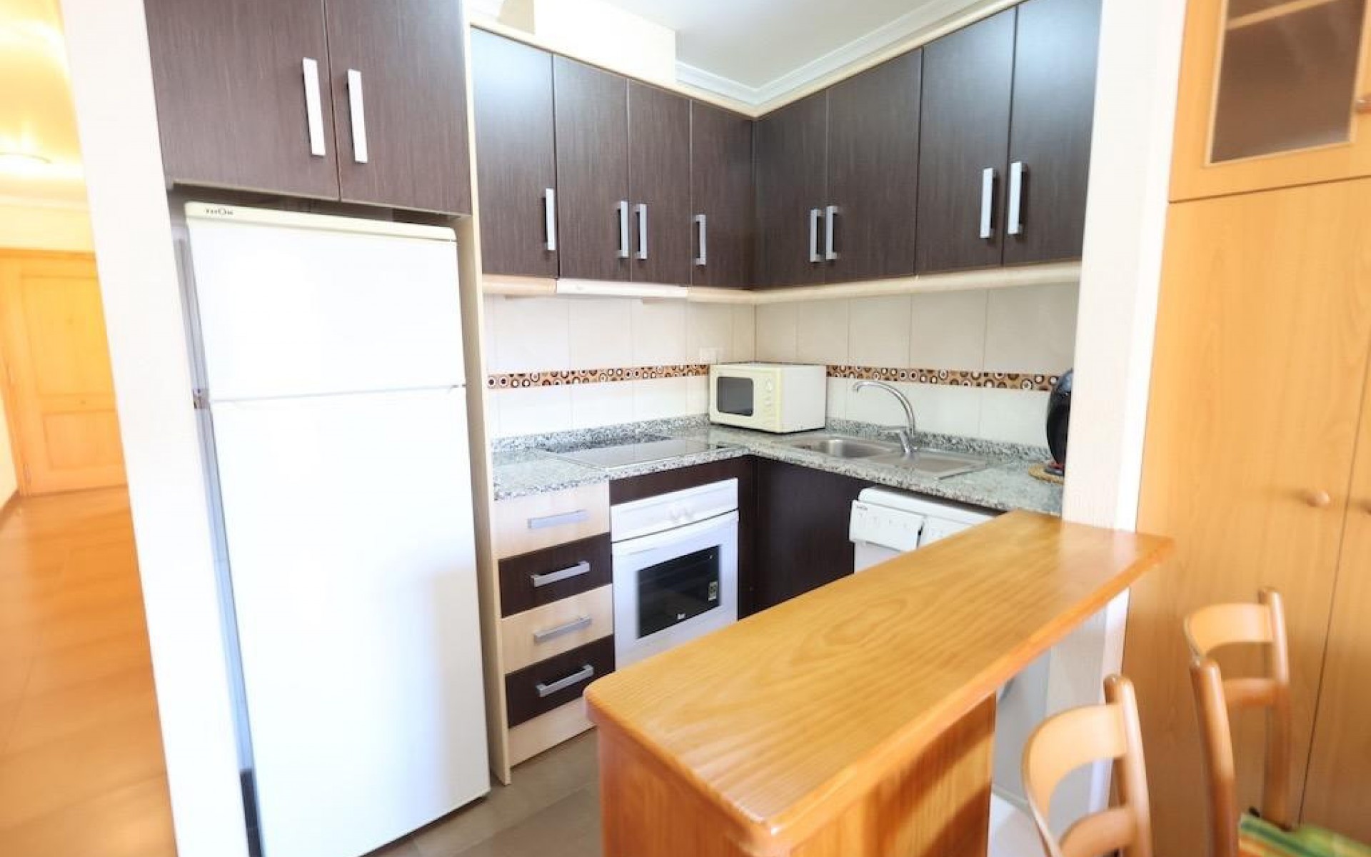 Resale - Apartment - Torrevieja - Torrevieja Centro