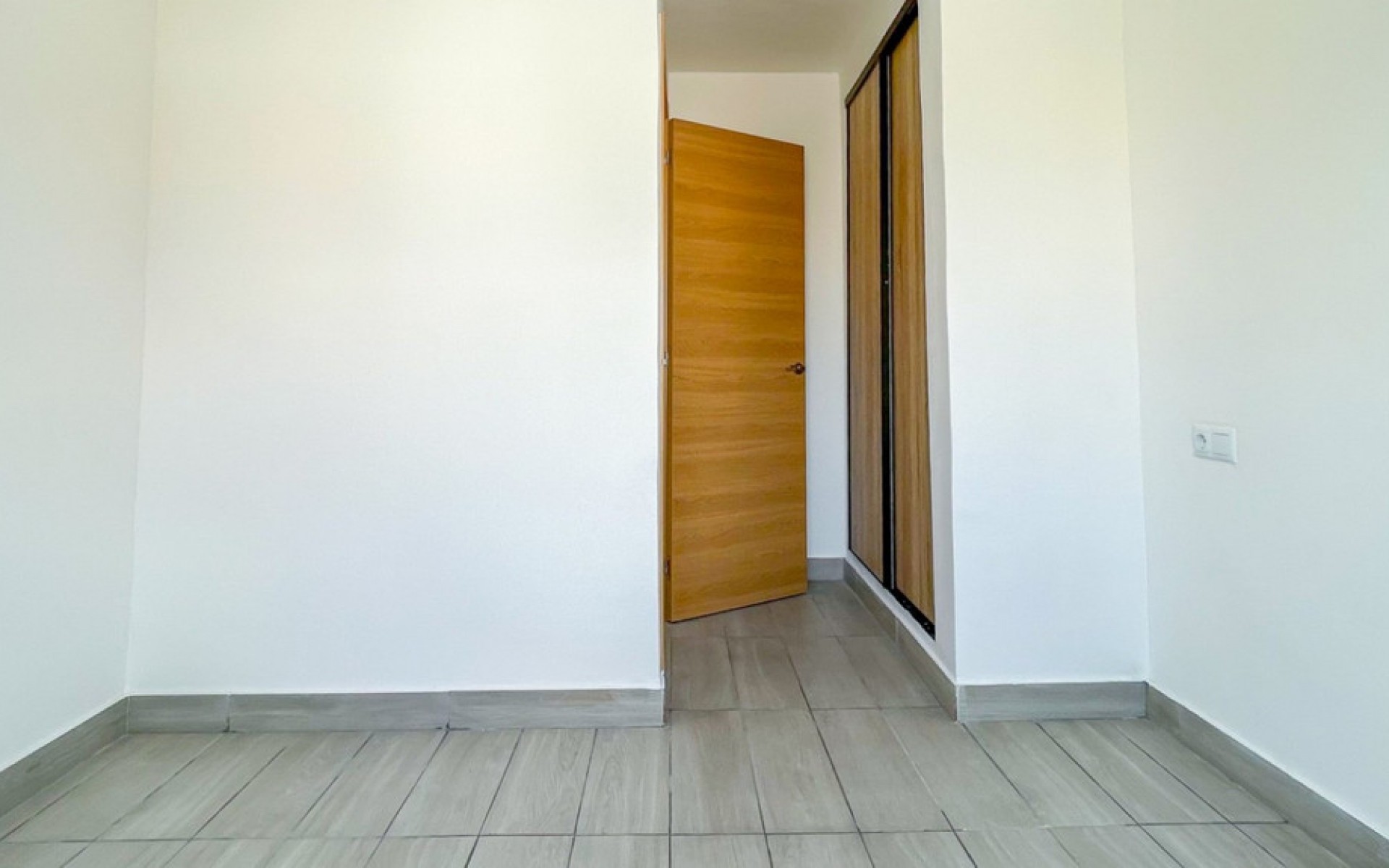 Resale - Apartment - Torrevieja - Torrevieja Centro