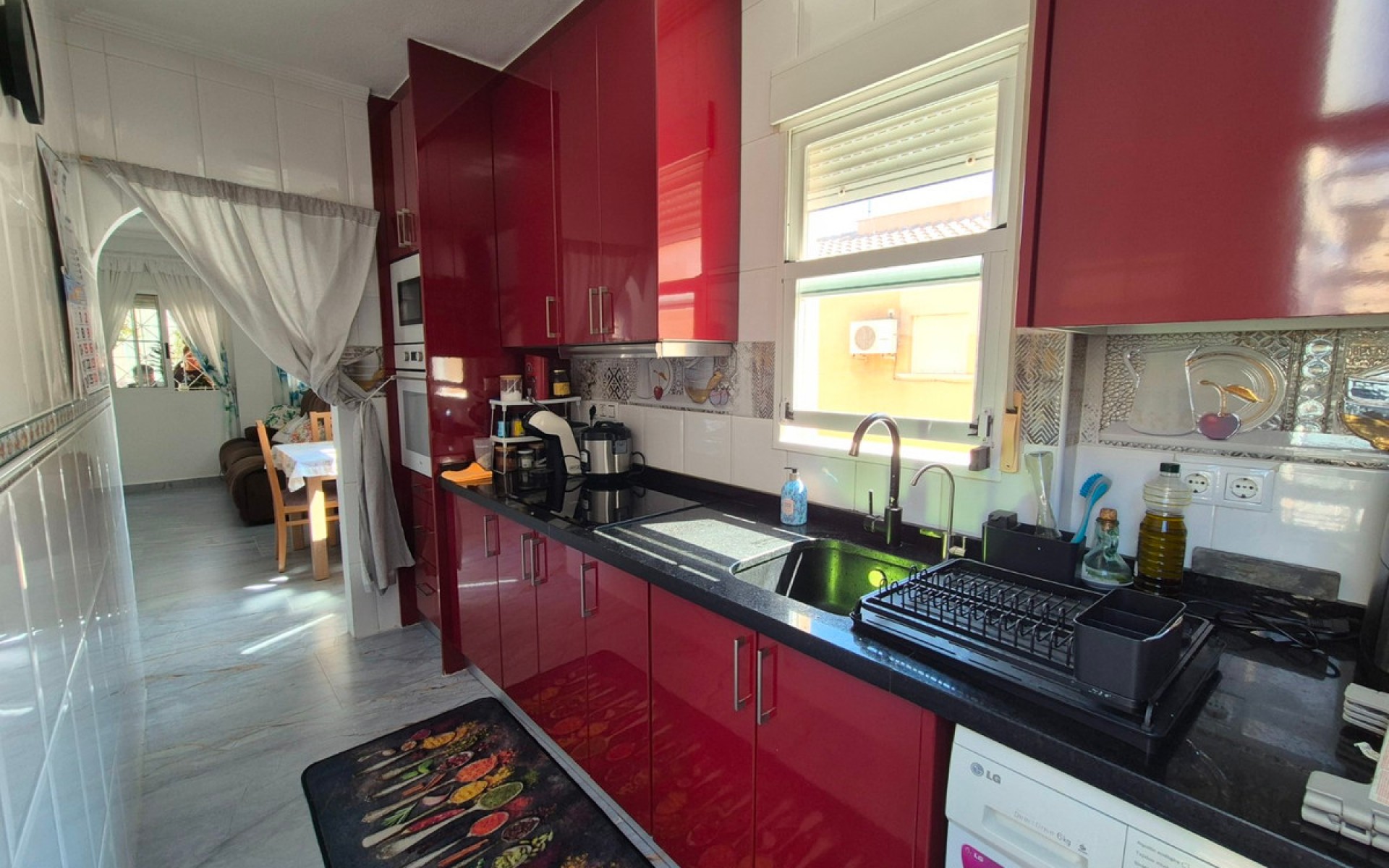 Resale - Apartment - Torrevieja - Torrevieja Centro
