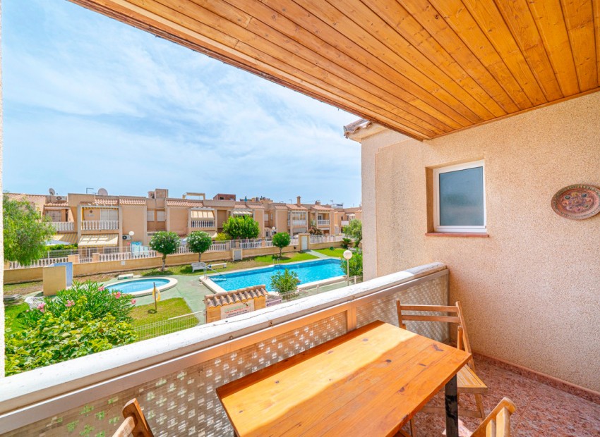 Resale - Apartment - Torrevieja - Torrevieja Centro