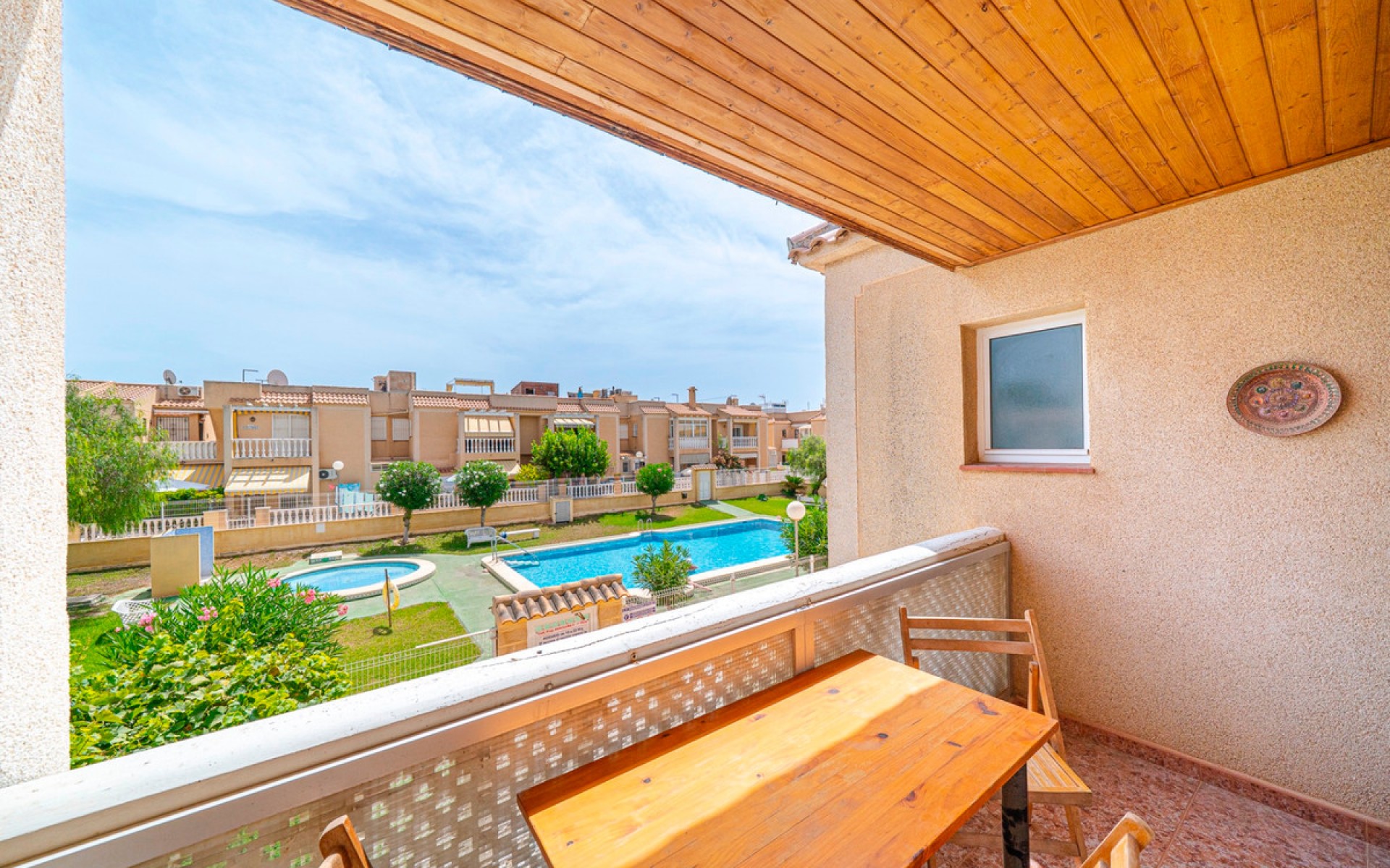 Resale - Apartment - Torrevieja - Torrevieja Centro