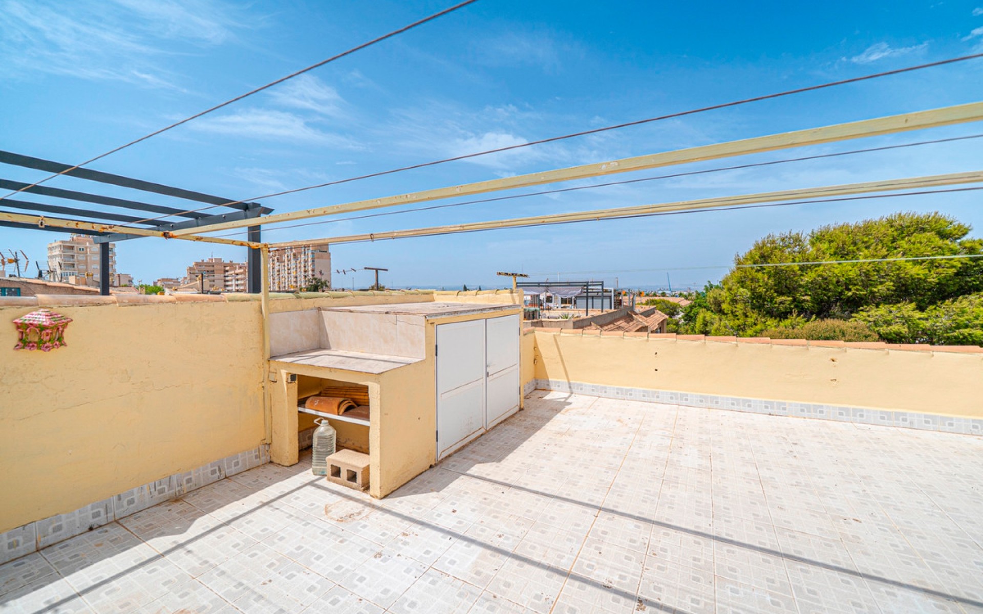 Resale - Apartment - Torrevieja - Torrevieja Centro