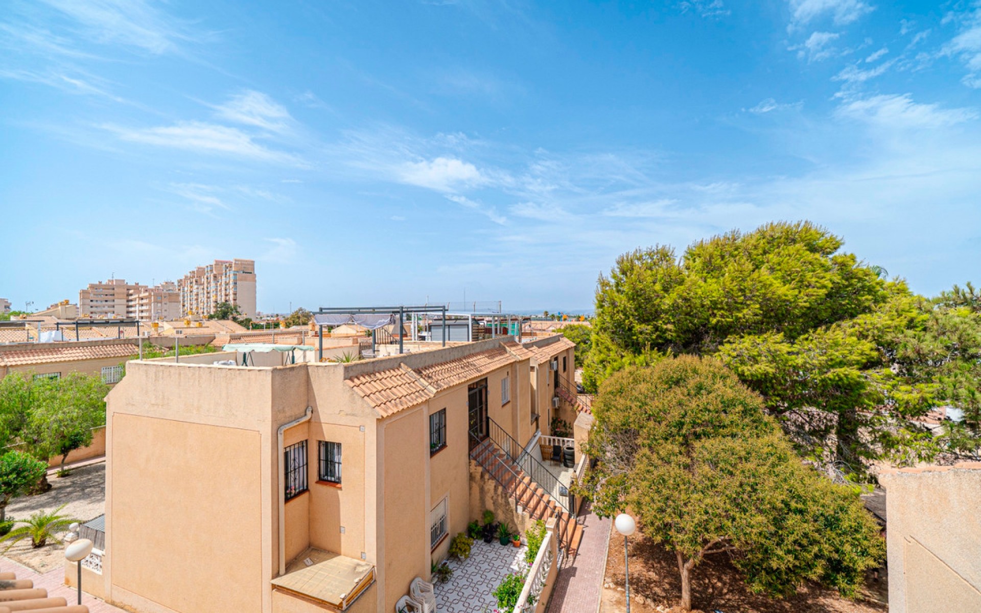 Resale - Apartment - Torrevieja - Torrevieja Centro