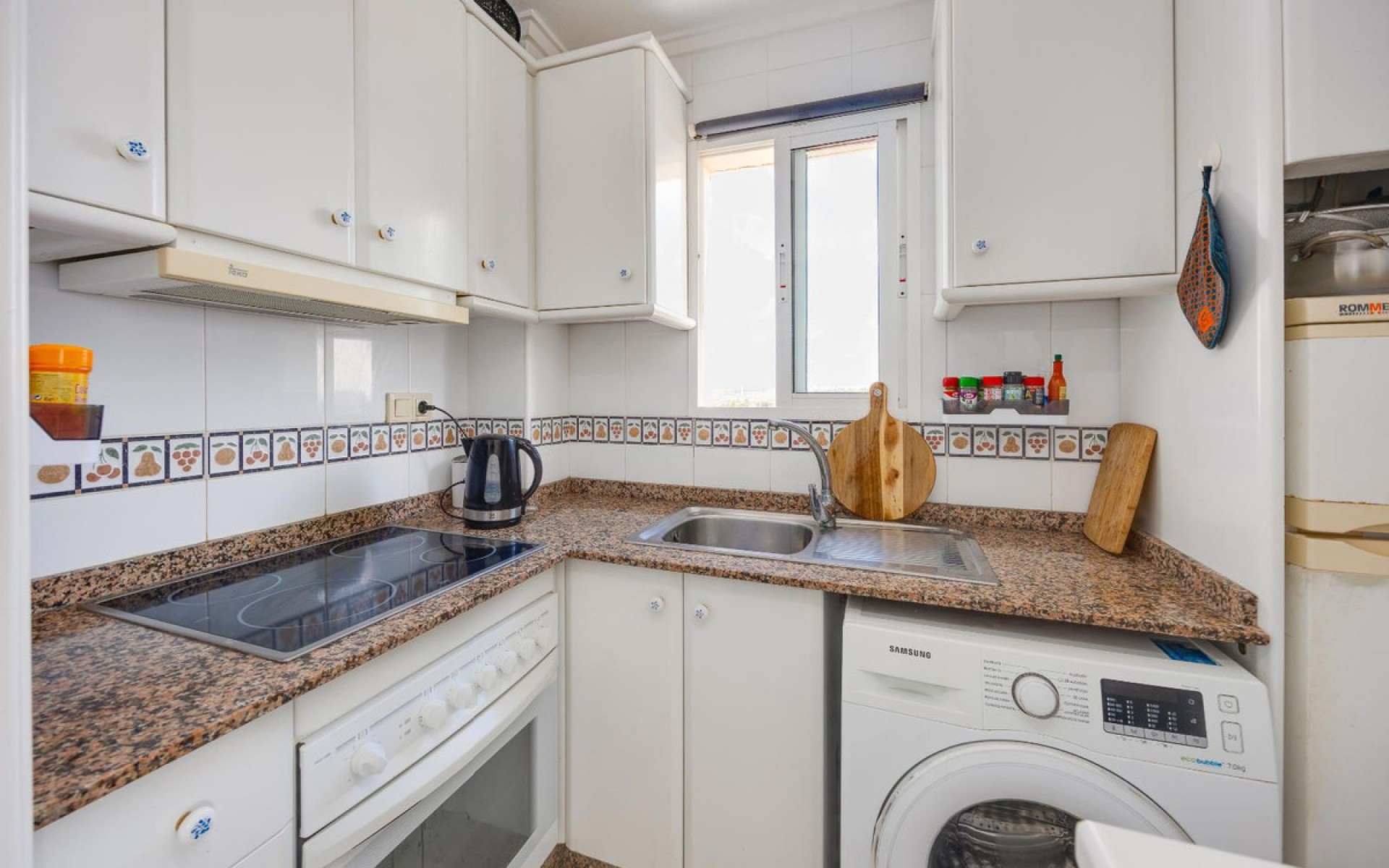 Resale - Apartment - Torrevieja - Torrevieja Centro