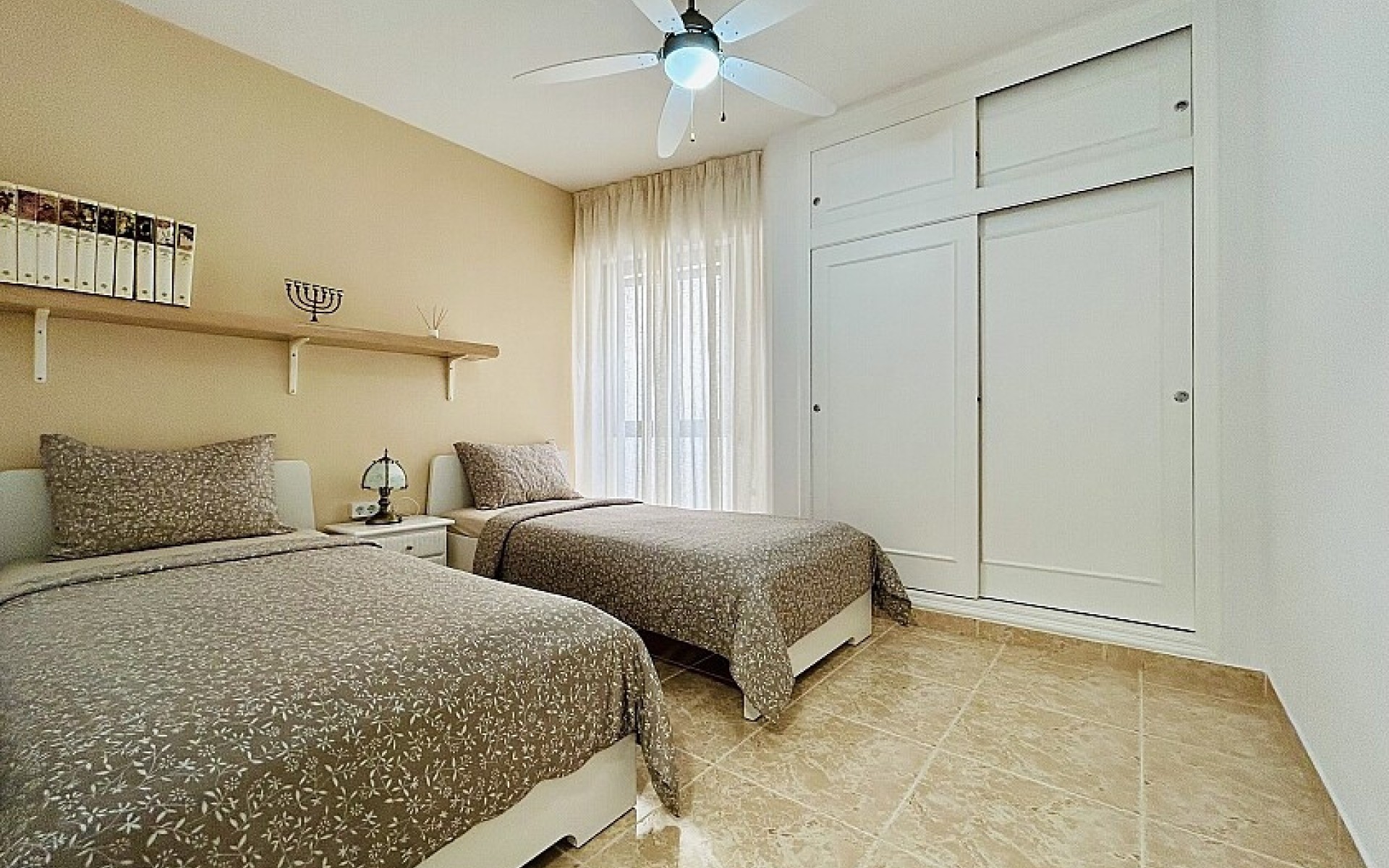Resale - Apartment - Torrevieja - Torrevieja Centro