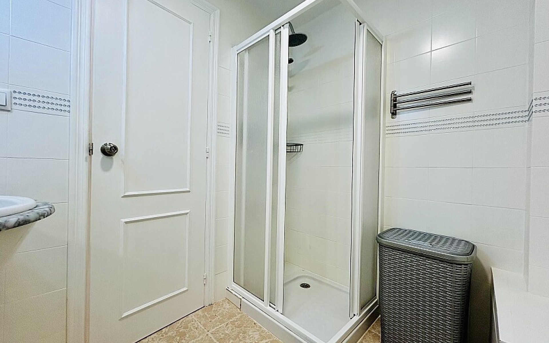 Resale - Apartment - Torrevieja - Torrevieja Centro