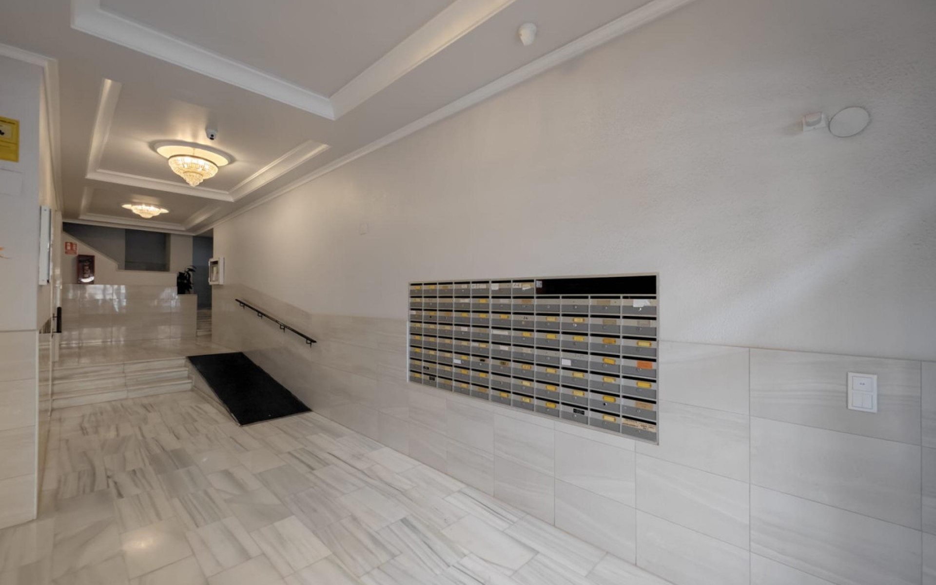Resale - Apartment - Torrevieja - Torrevieja Centro