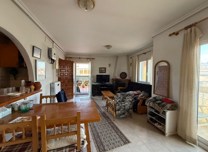 Resale - Apartment - Torrevieja - Torrevieja Centro