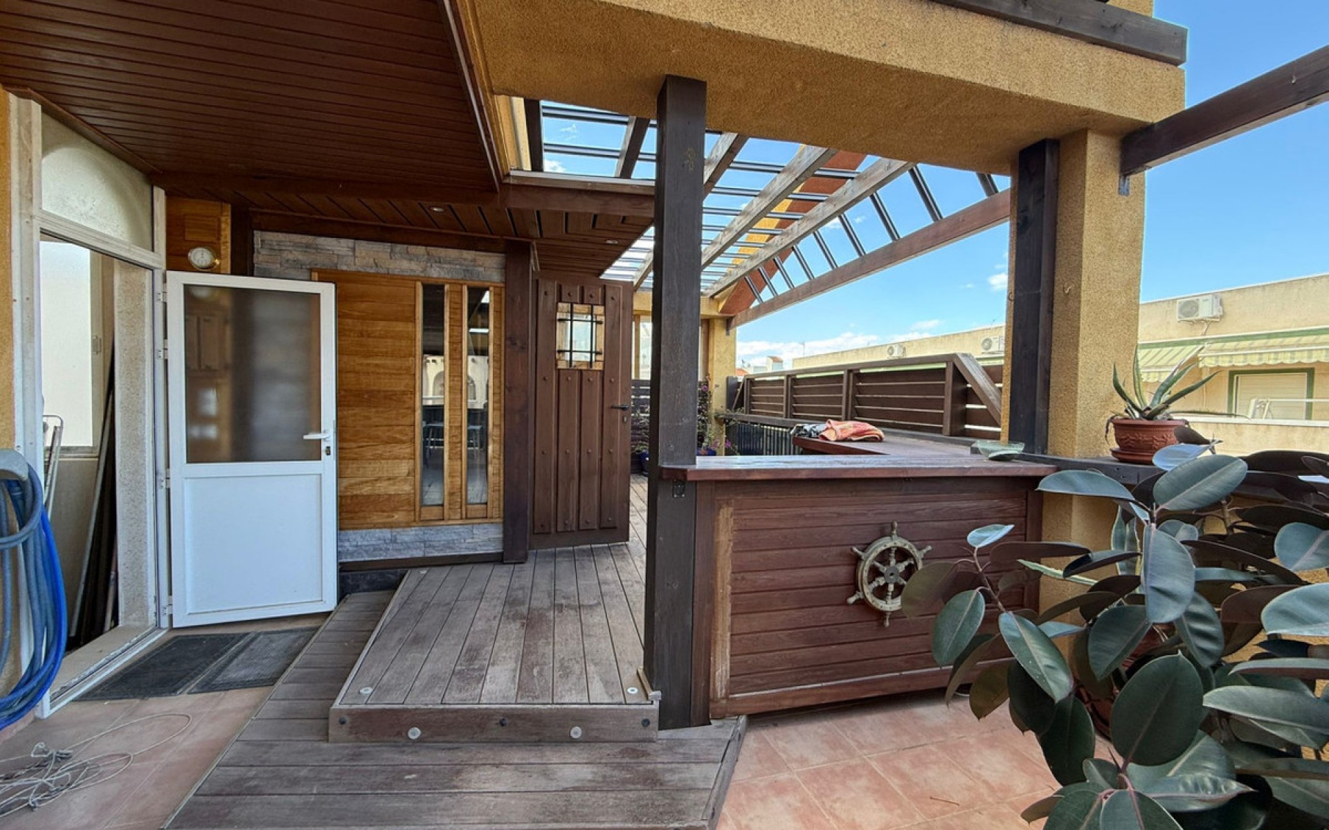 Resale - Apartment - Torrevieja - Torrevieja Centro