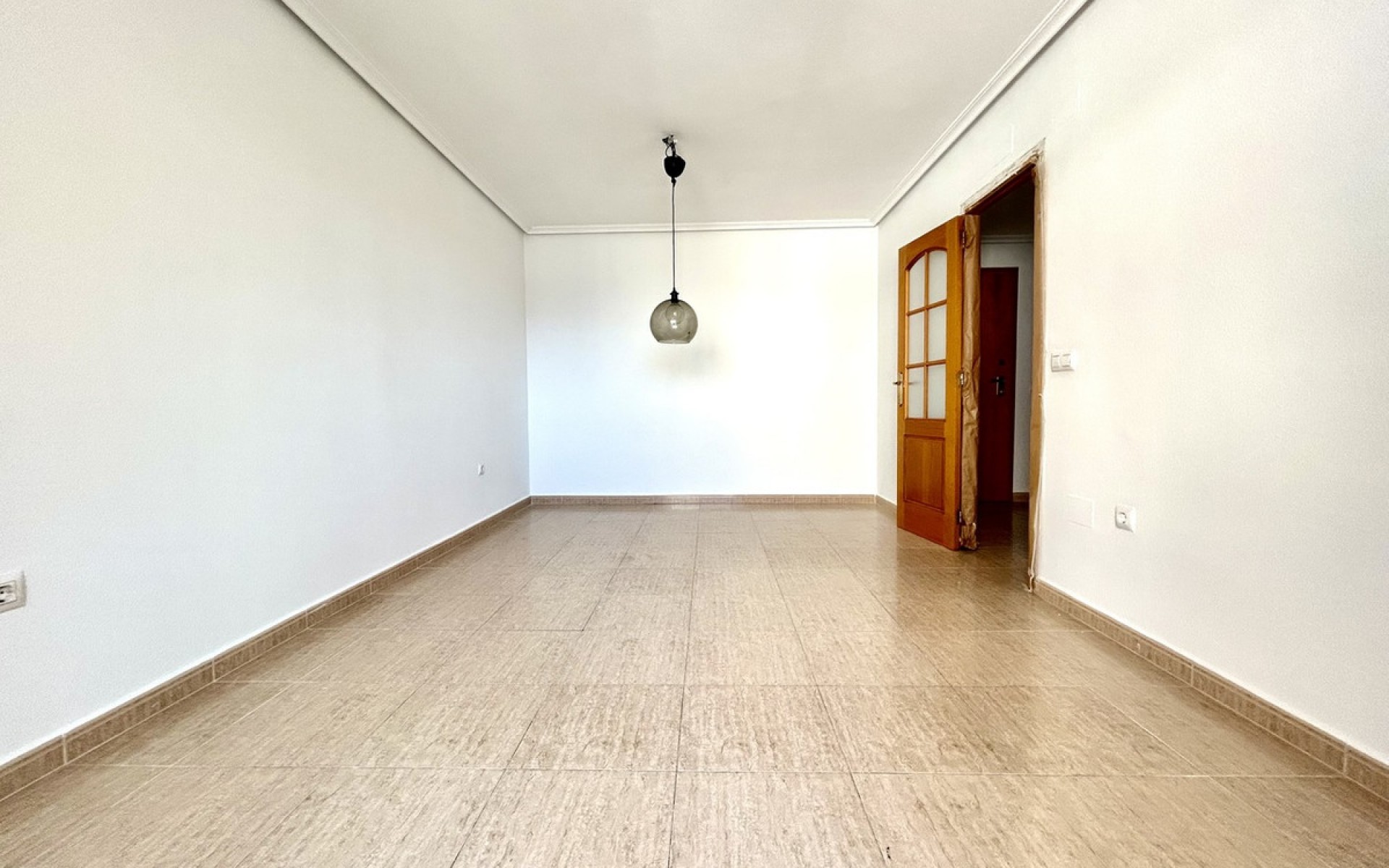 Resale - Apartment - Torrevieja - Torrevieja Centro
