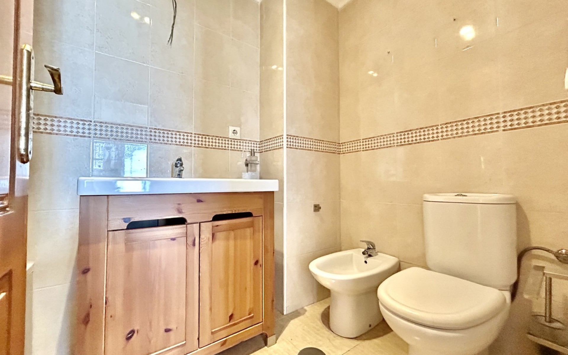 Resale - Apartment - Torrevieja - Torrevieja Centro