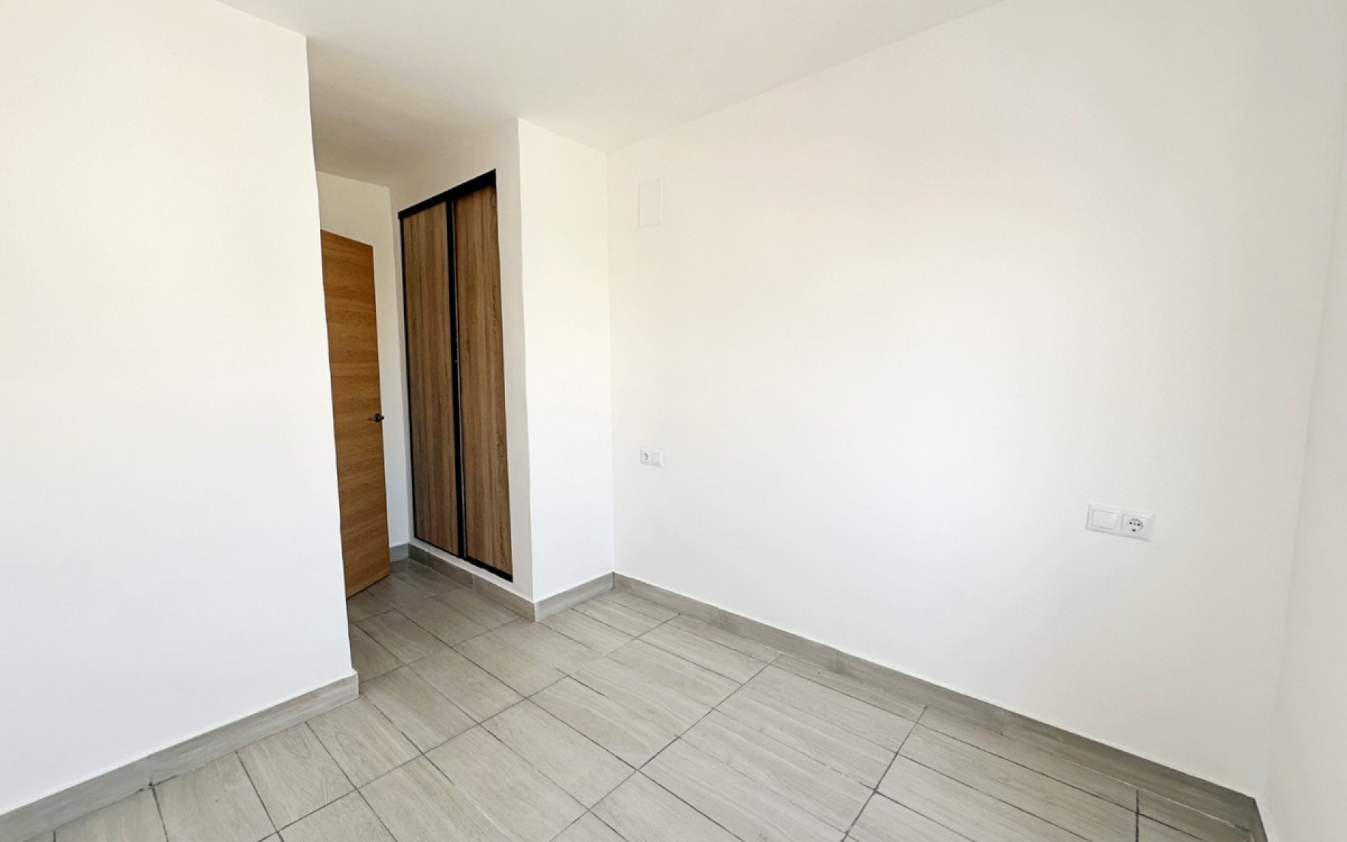 Resale - Apartment - Torrevieja - Torrevieja Centro