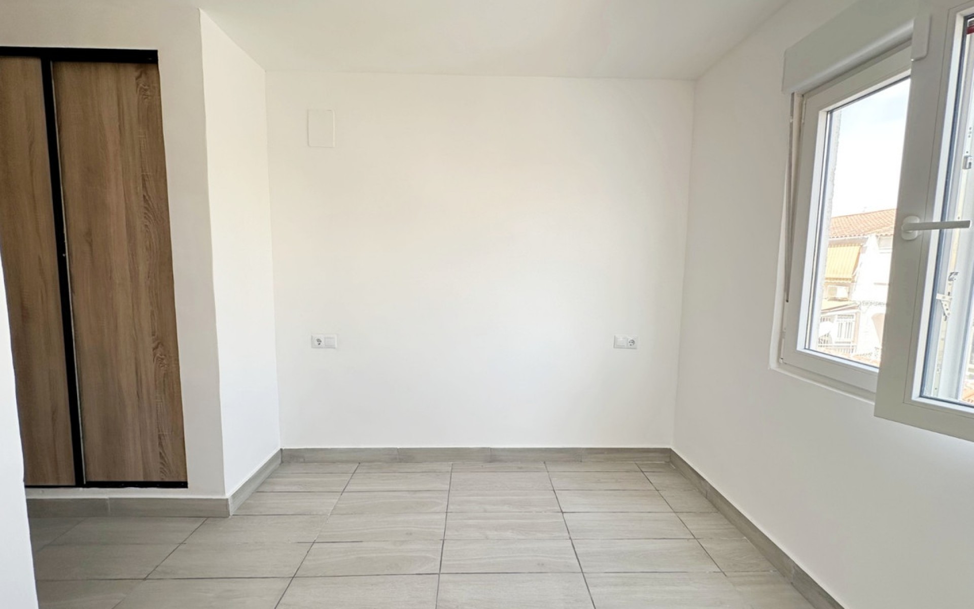 Resale - Apartment - Torrevieja - Torrevieja Centro