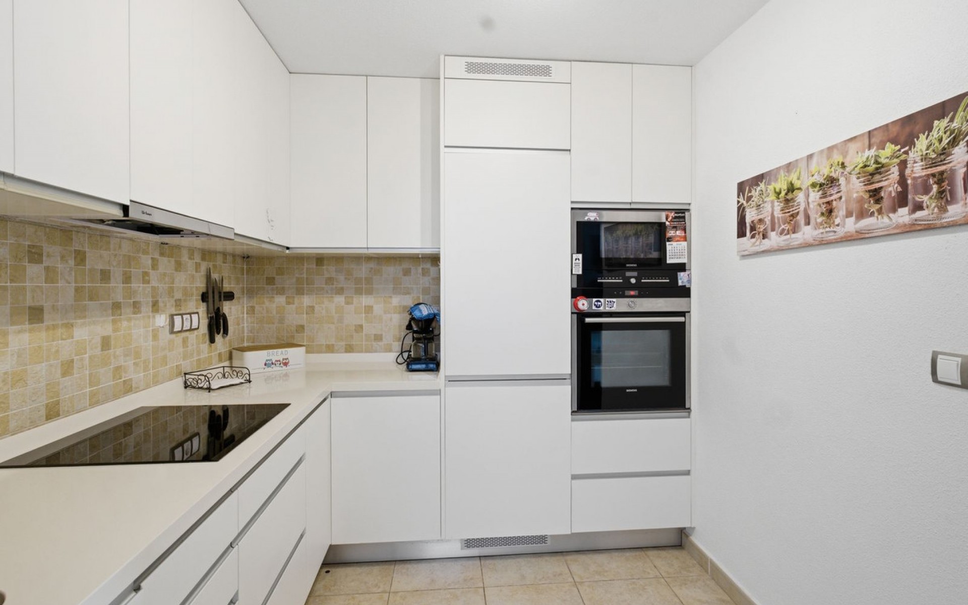 Resale - Apartment - Torrevieja - Torrevieja Centro