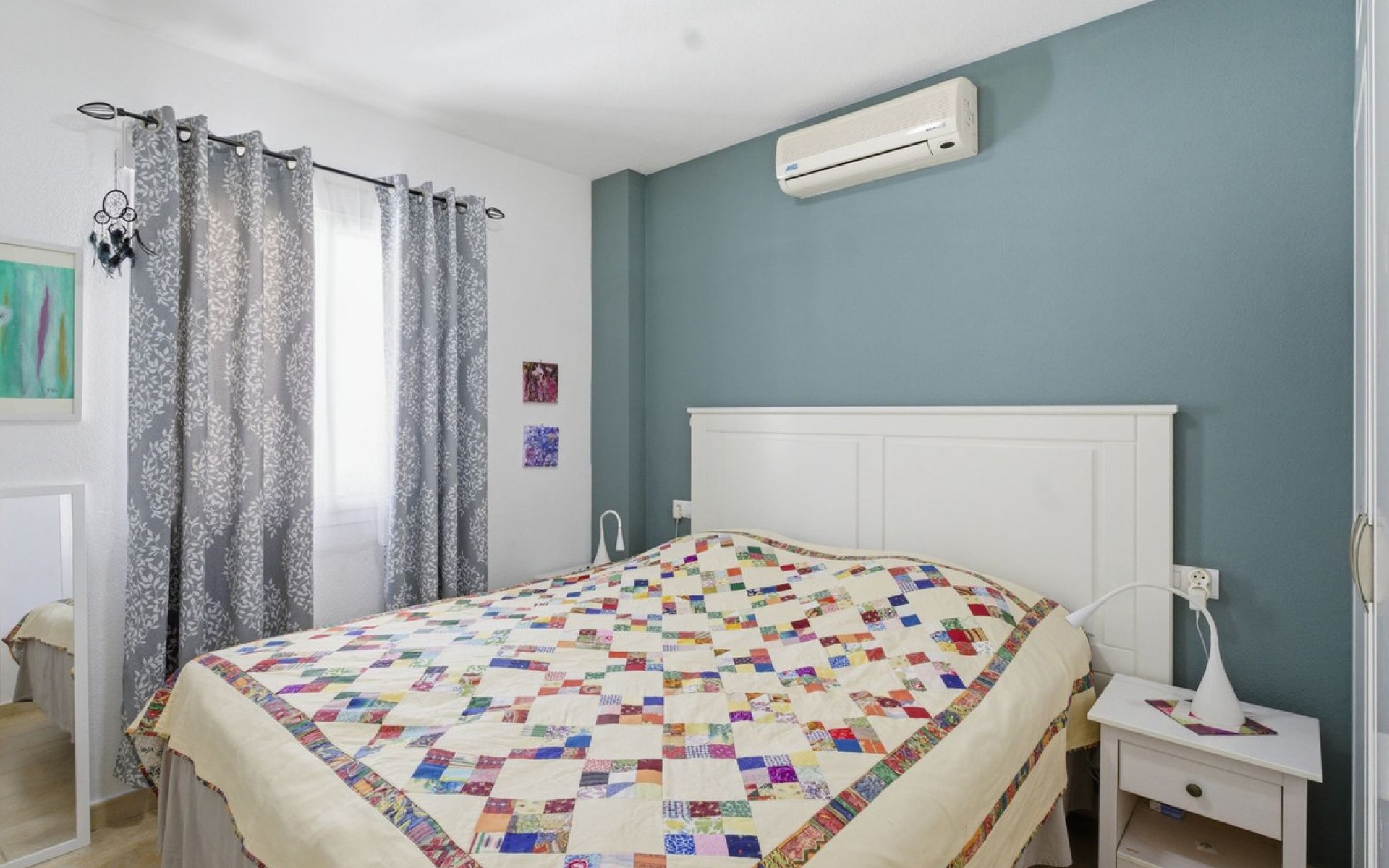 Resale - Apartment - Torrevieja - Torrevieja Centro