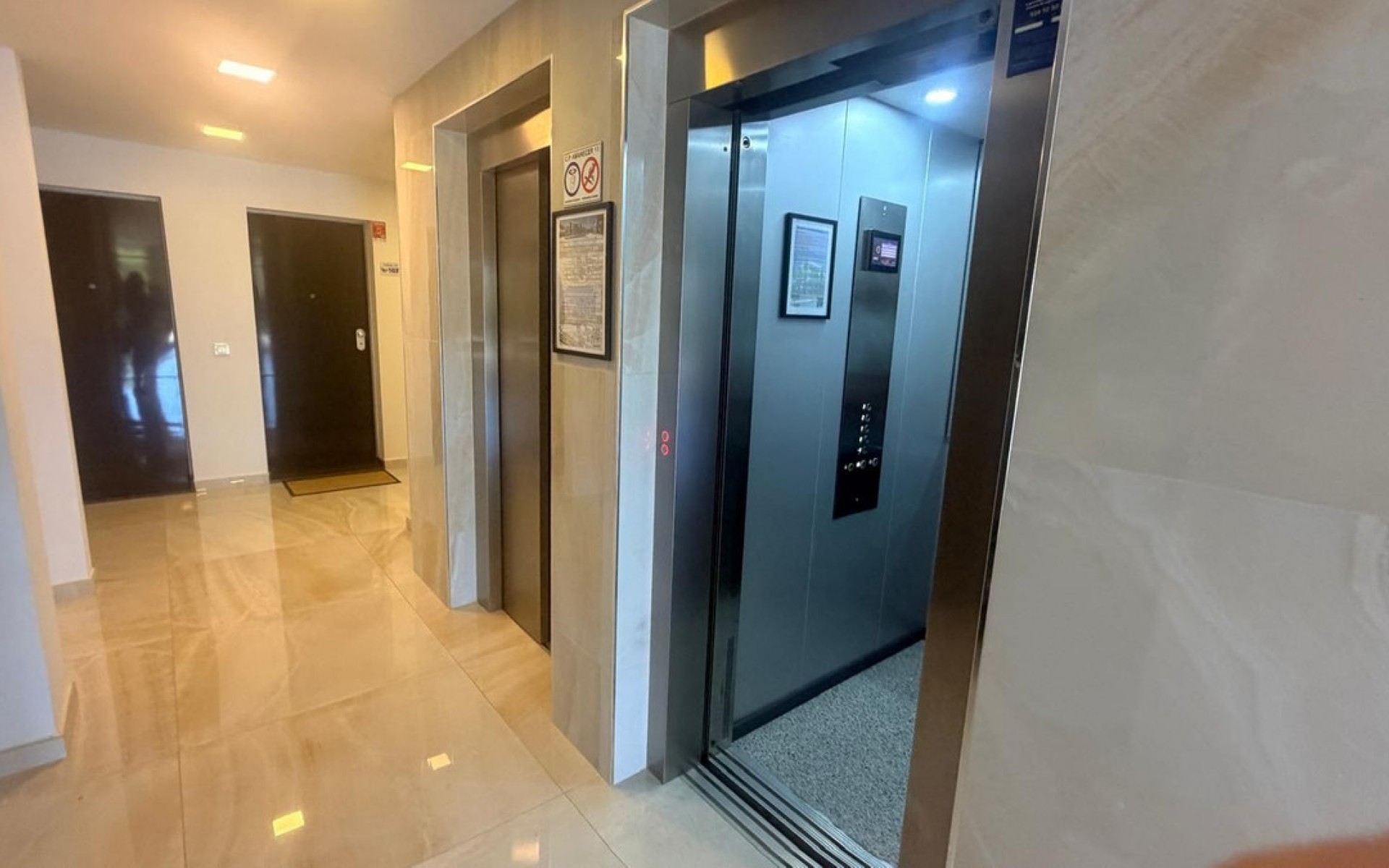 Resale - Apartment - Torrevieja - Torrevieja Centro