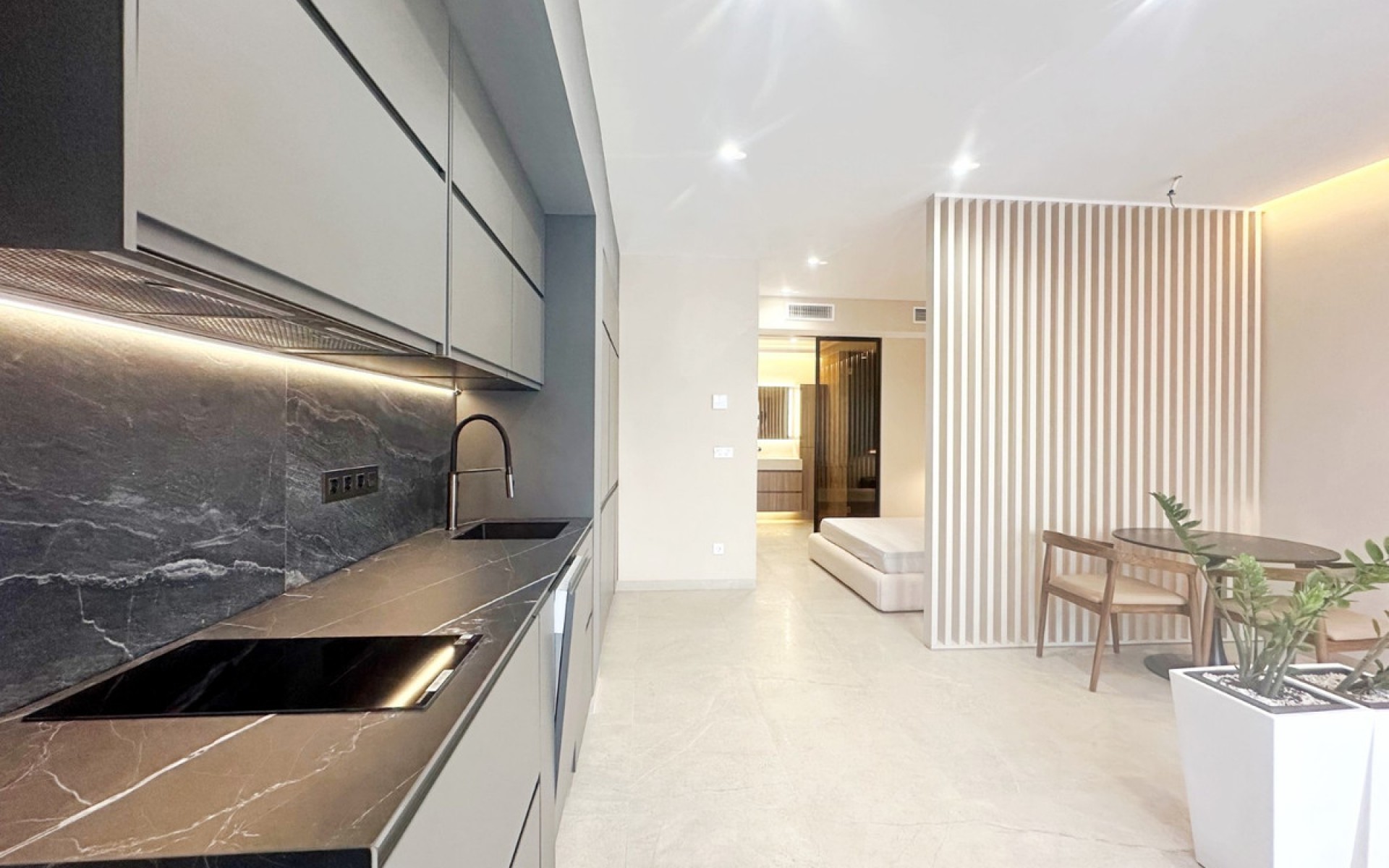 Resale - Apartment - Torrevieja - Torrevieja Centro