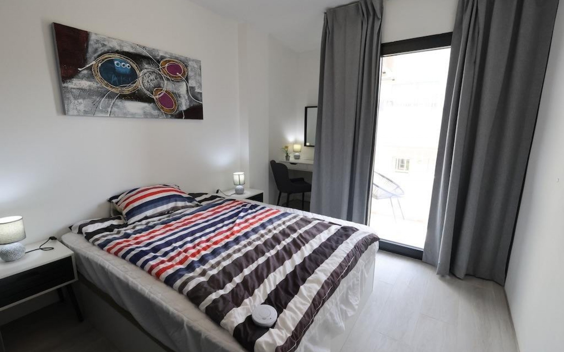 Resale - Apartment - Torrevieja - Torrevieja Centro