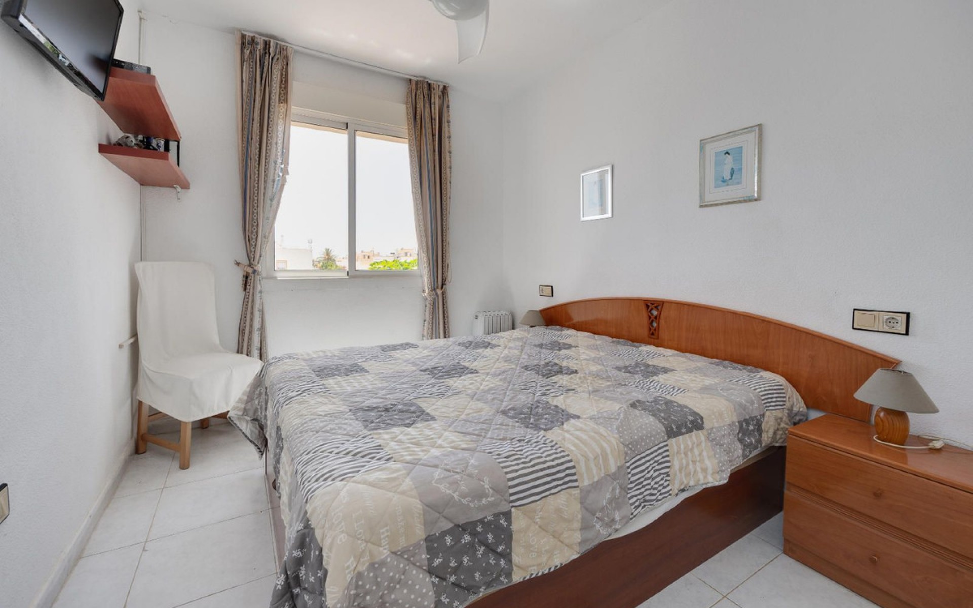 Resale - Apartment - Torrevieja - Torrevieja Centro