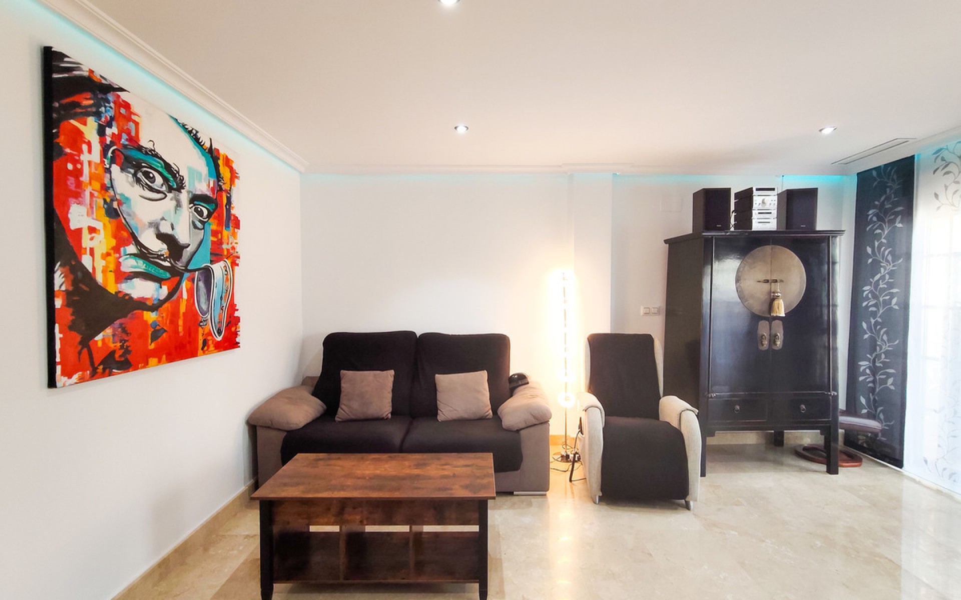 Resale - Apartment - Torrevieja - Torrevieja Centro