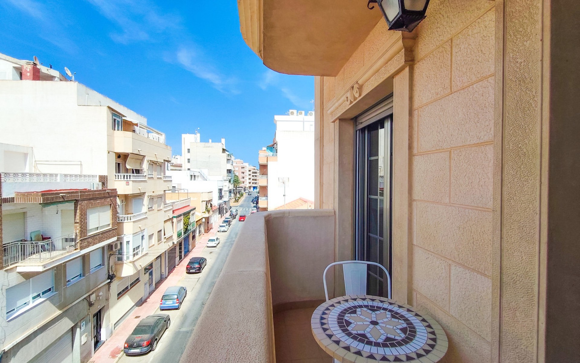 Resale - Apartment - Torrevieja - Torrevieja Centro