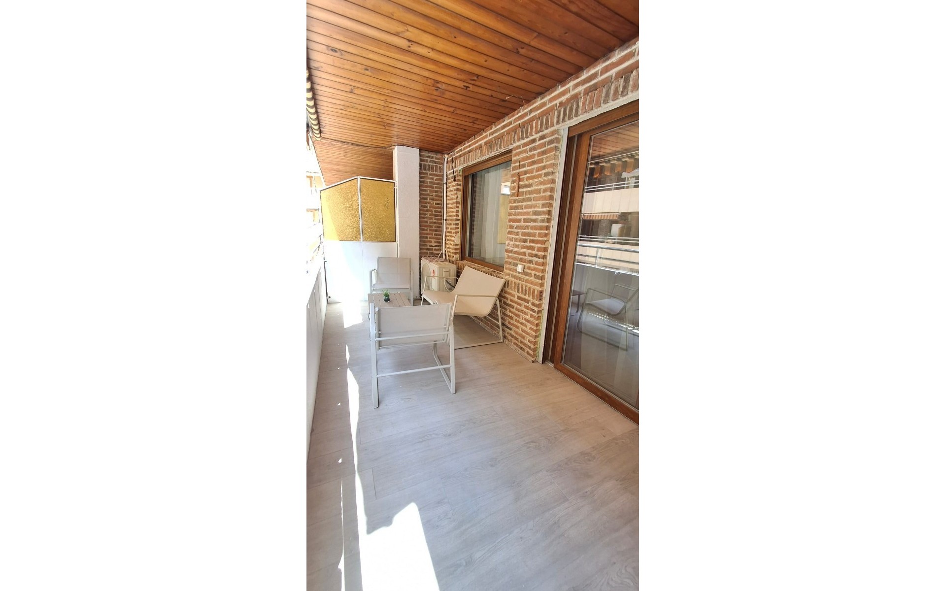 Resale - Apartment - Torrevieja - Torrevieja Centro