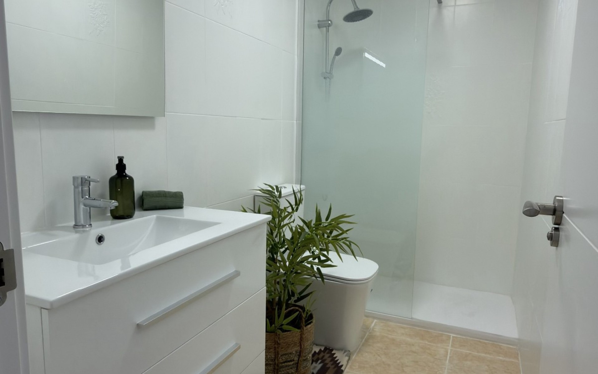 Resale - Apartment - Torrevieja - Torrevieja Centro