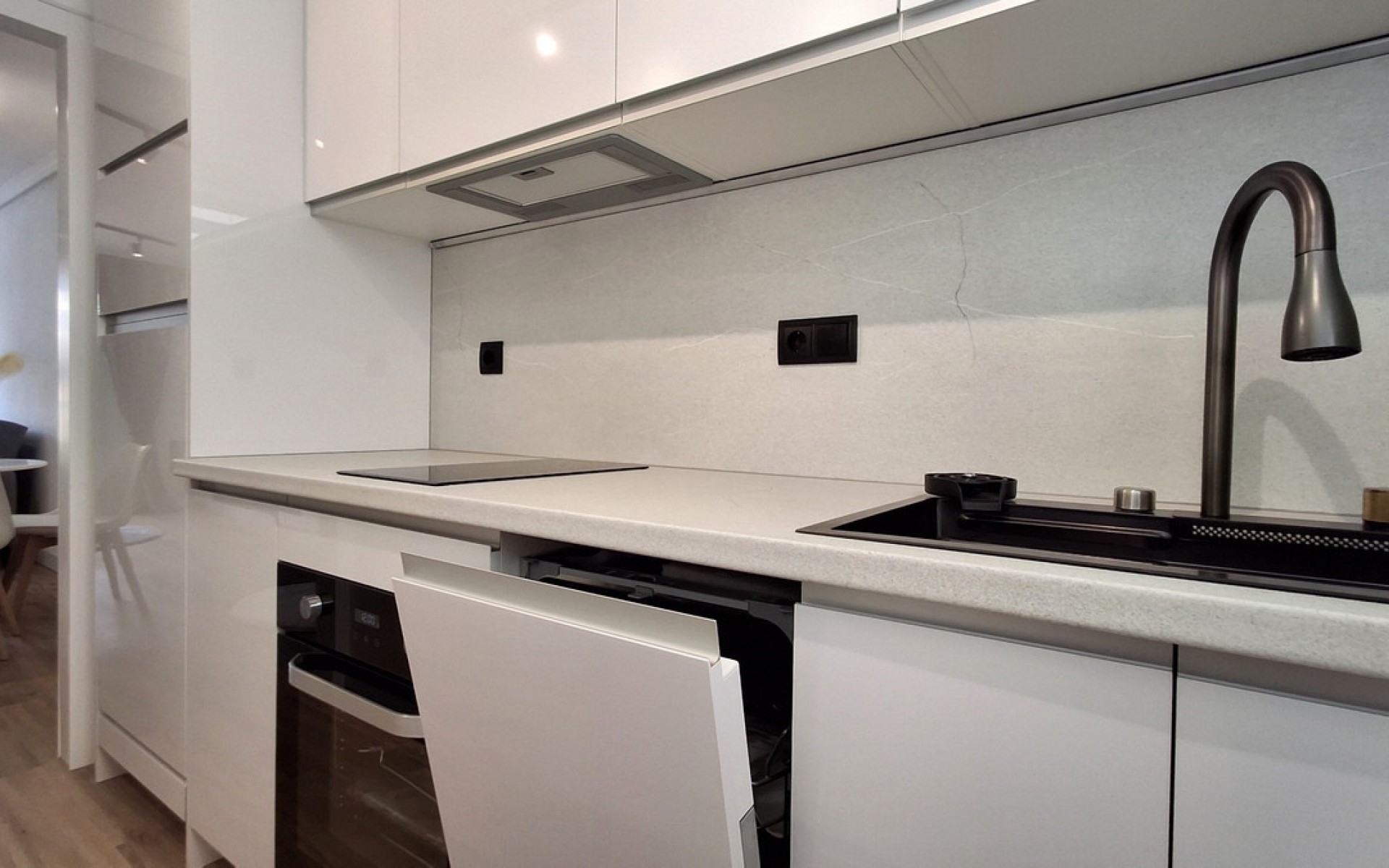 Resale - Apartment - Torrevieja - Torrevieja Centro