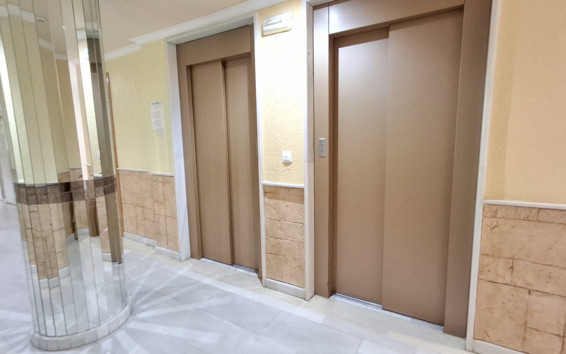 Resale - Apartment - Torrevieja - Torrevieja Centro
