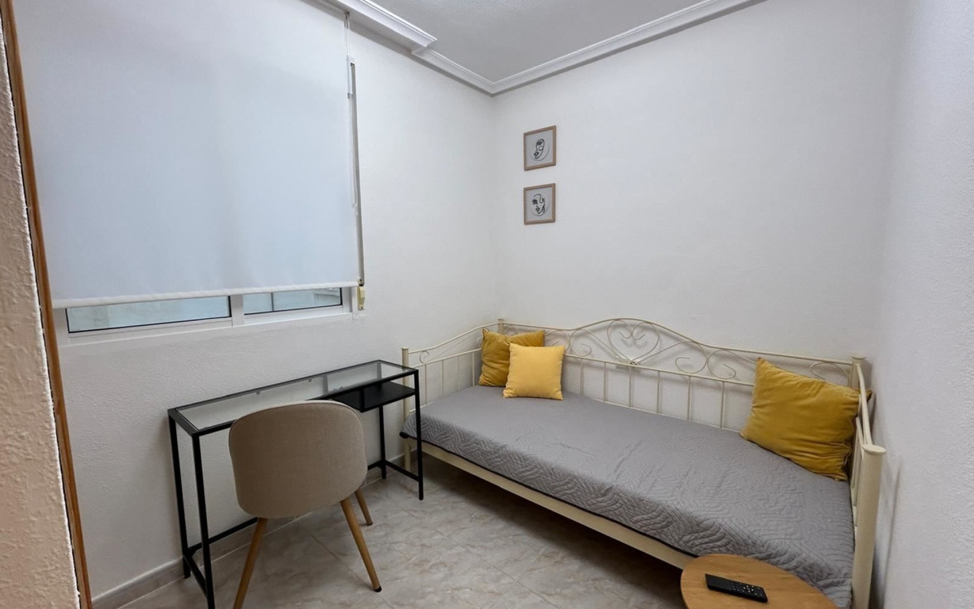 Resale - Apartment - Torrevieja - Torrevieja Centro
