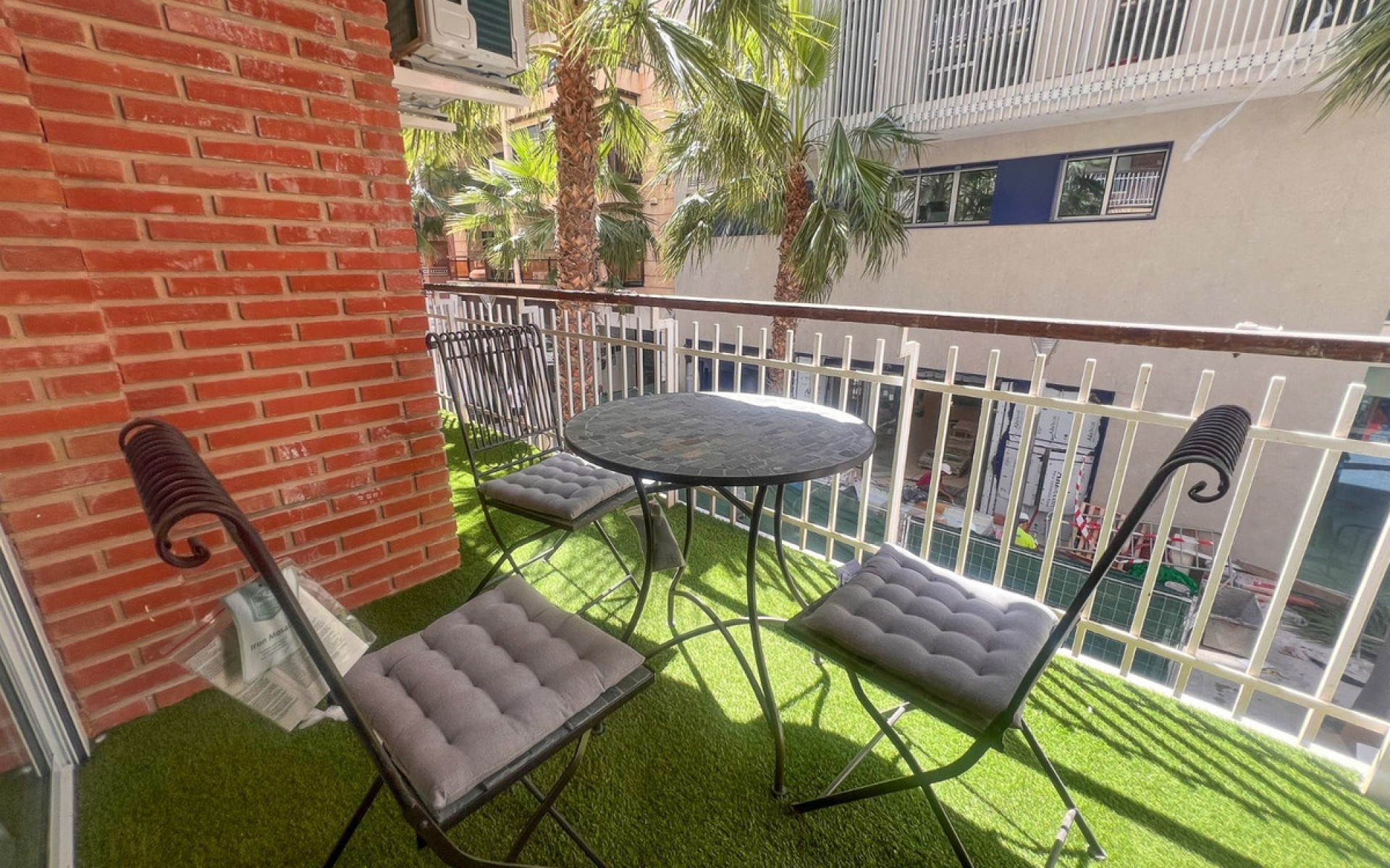 Resale - Apartment - Torrevieja - Torrevieja Centro