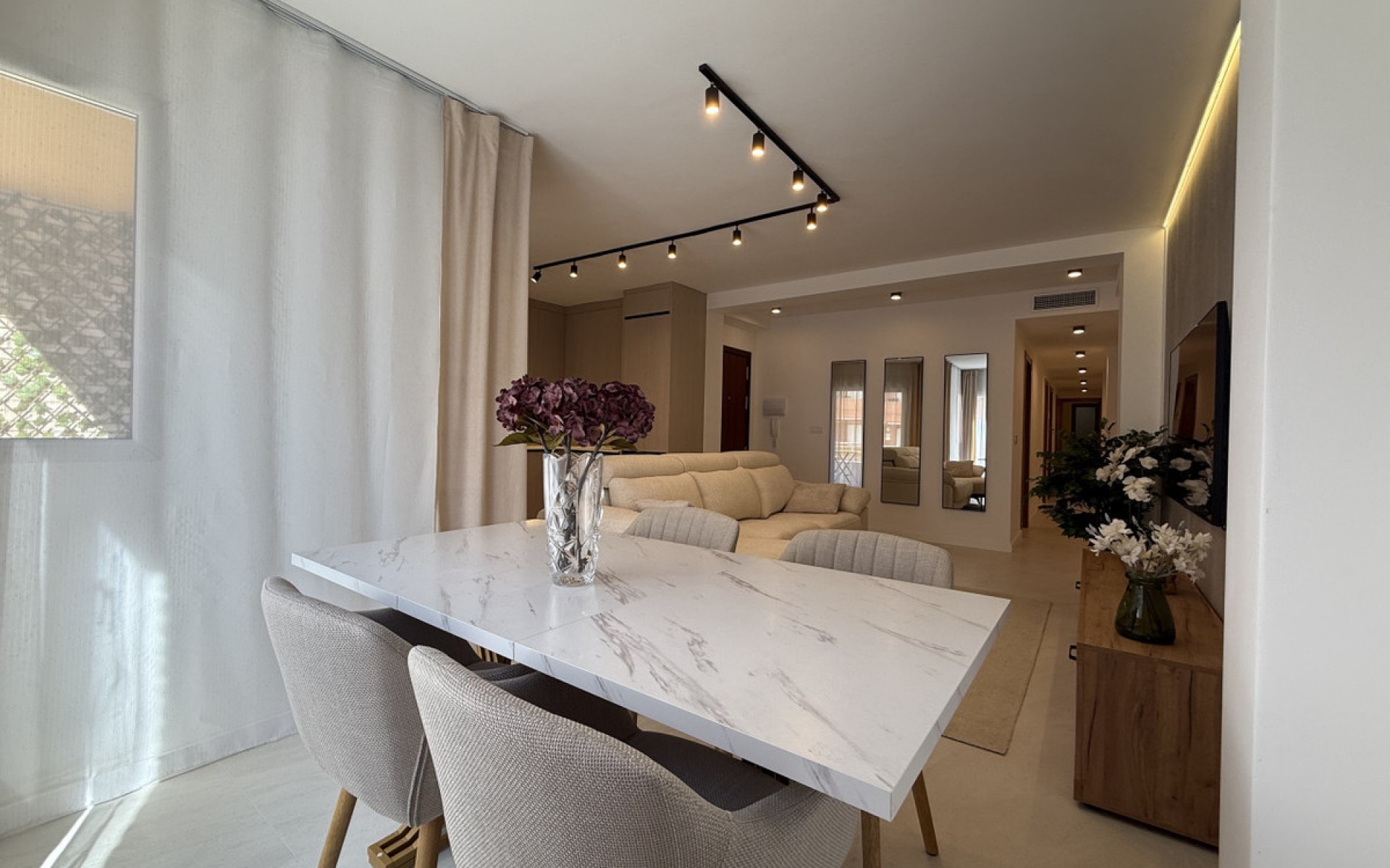 Resale - Apartment - Torrevieja - Torrevieja Centro