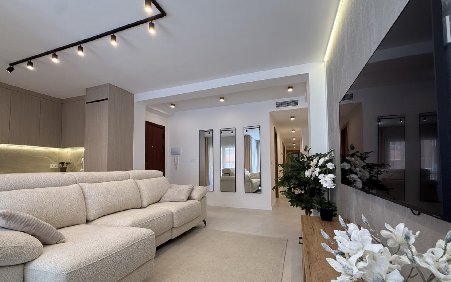 Resale - Apartment - Torrevieja - Torrevieja Centro