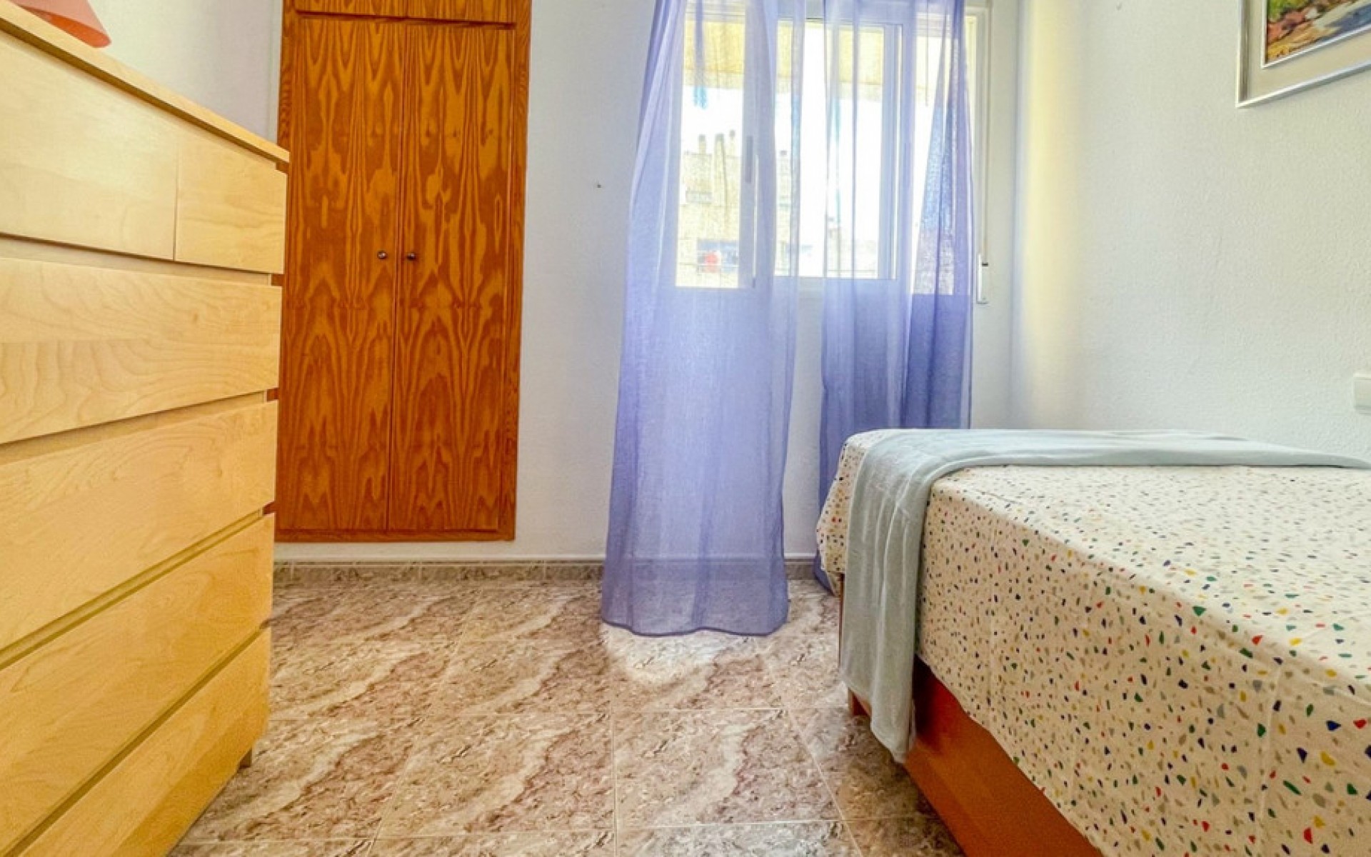 Resale - Apartment - Torrevieja - Torrevieja Centro