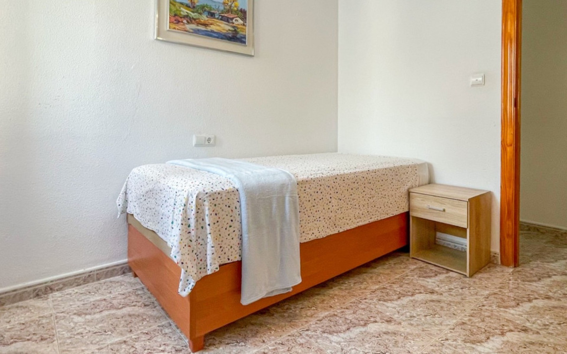 Resale - Apartment - Torrevieja - Torrevieja Centro
